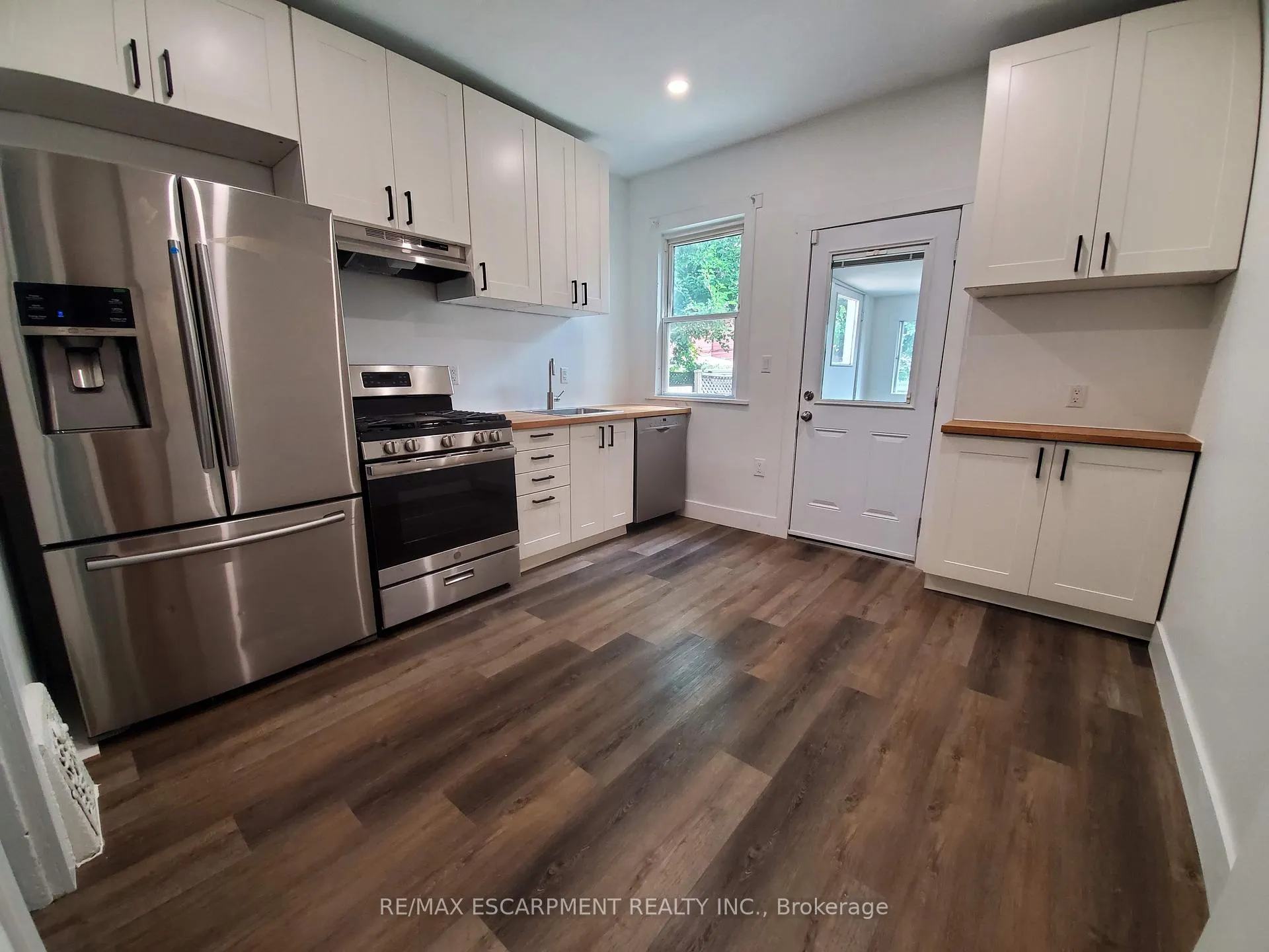 Photo 4 of Unit 1, 198 Sherman Avenue N, Hamilton, Stipley — HOMEH