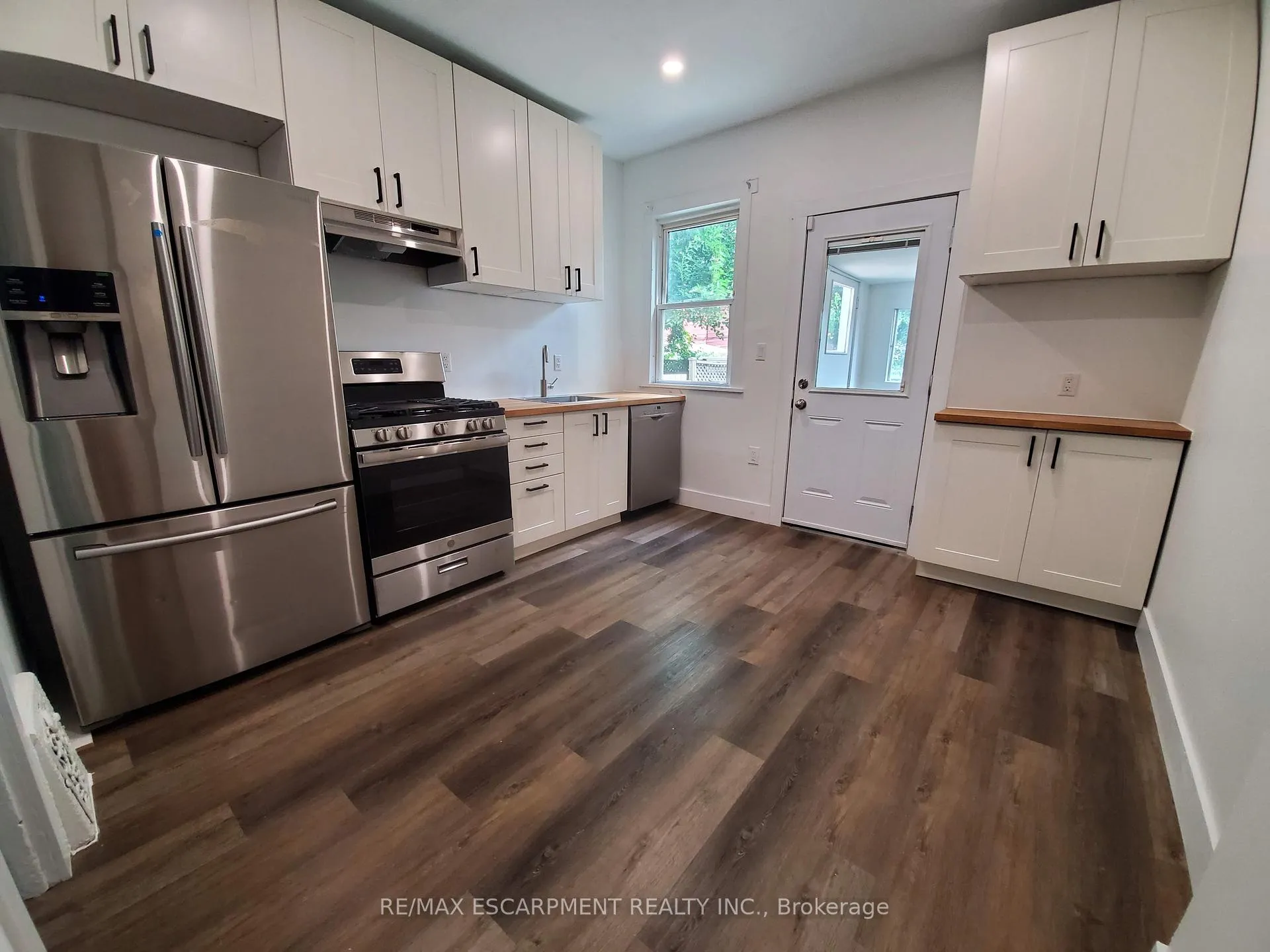 Photo 5 of Unit 1, 198 Sherman Avenue N, Hamilton, Stipley — HOMEH