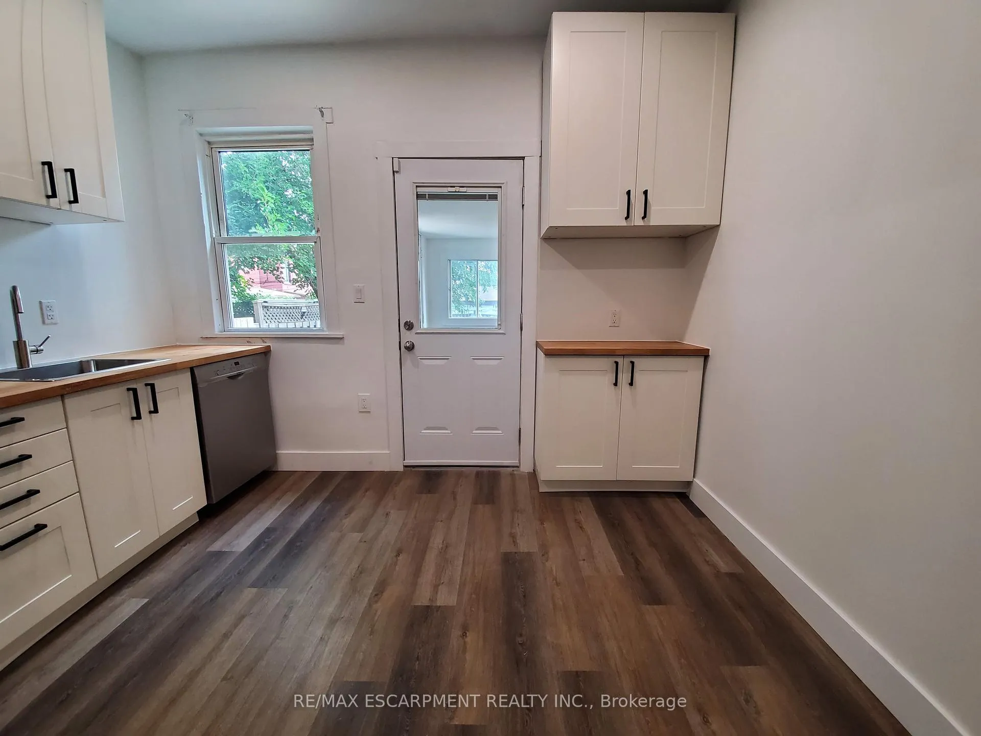 Photo 7 of Unit 1, 198 Sherman Avenue N, Hamilton, Stipley — HOMEH