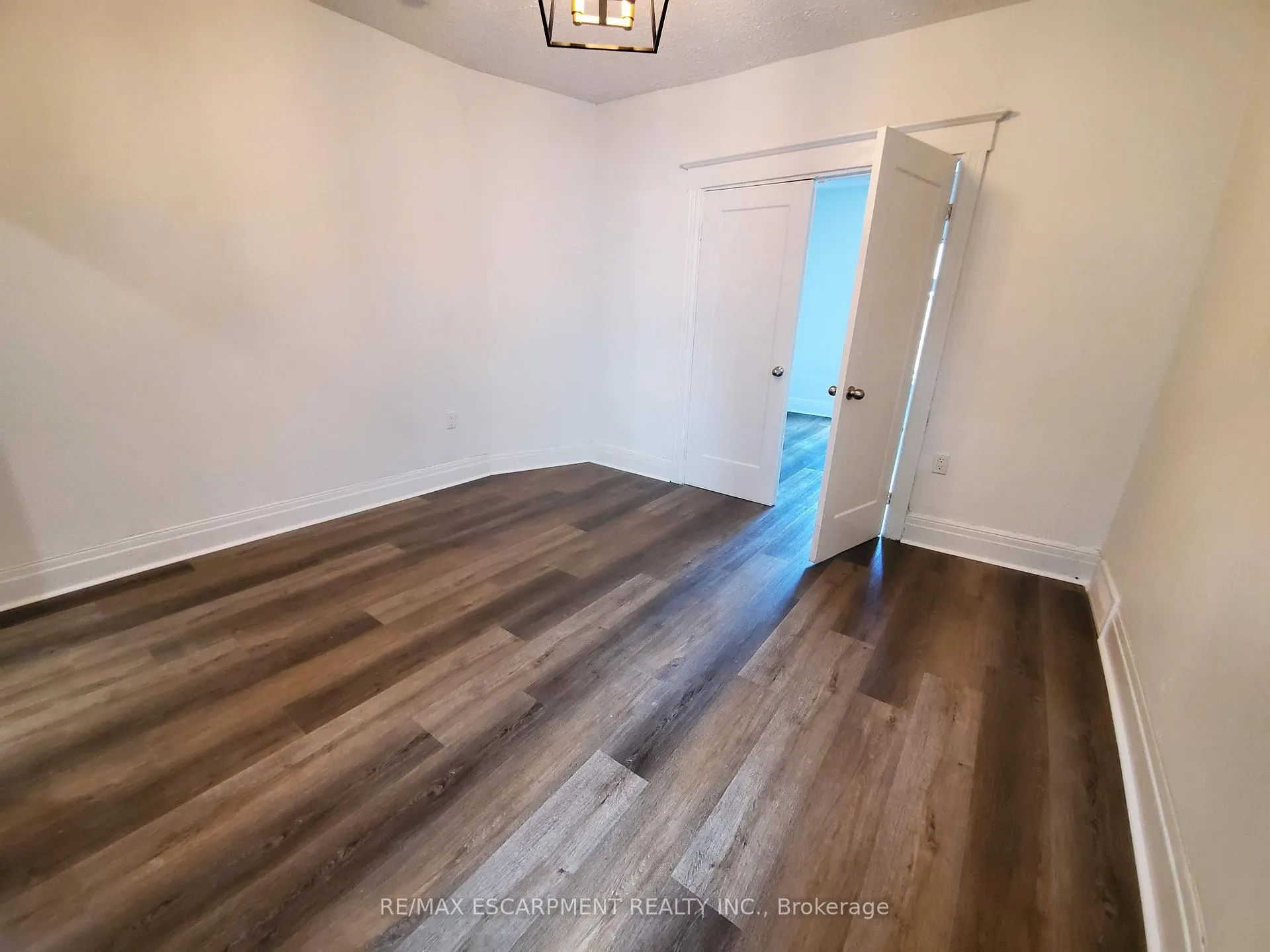 Photo 9 of Unit 1, 198 Sherman Avenue N, Hamilton, Stipley — HOMEH