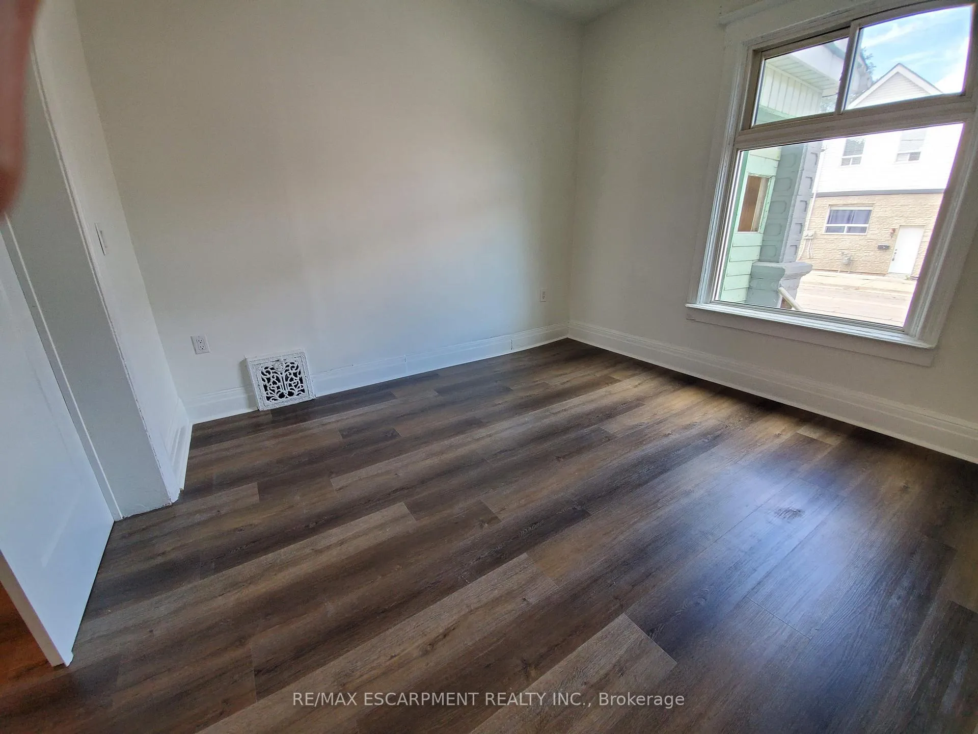Photo 10 of Unit 1, 198 Sherman Avenue N, Hamilton, Stipley — HOMEH