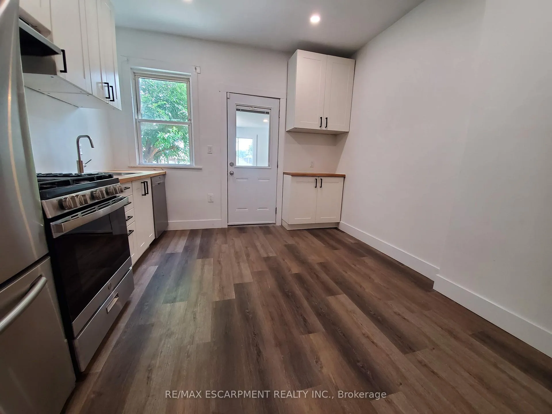Photo 13 of Unit 1, 198 Sherman Avenue N, Hamilton, Stipley — HOMEH