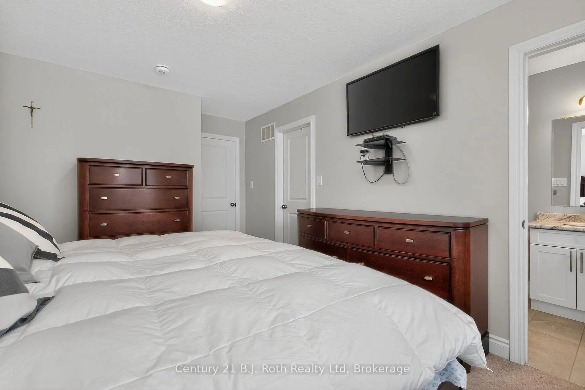 Photo 15 of 54 Ralph Dalton Boulevard, Tay, Victoria Harbour — HOMEH