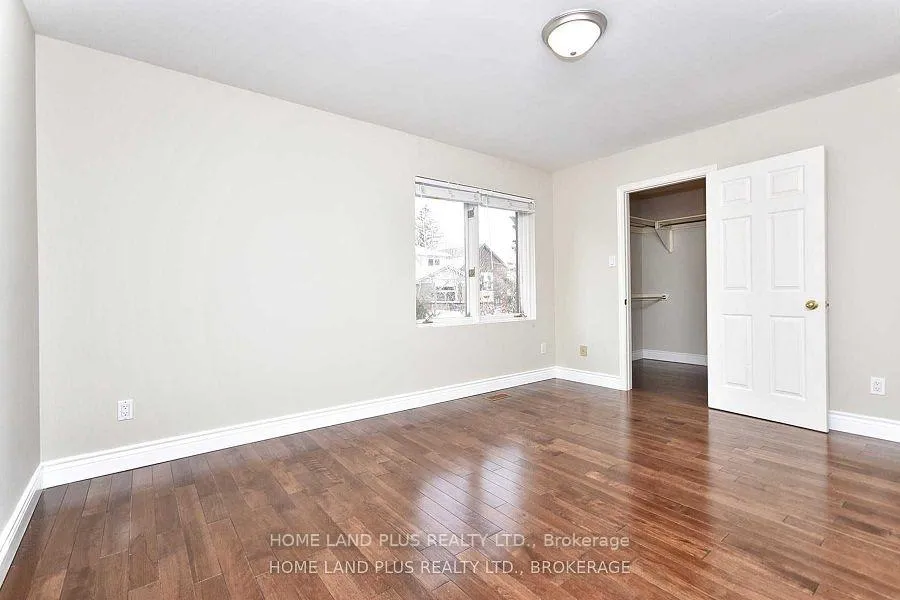 Photo 11 of 28 Walder Avenue, Toronto, Mount Pleasant East — HOMEH