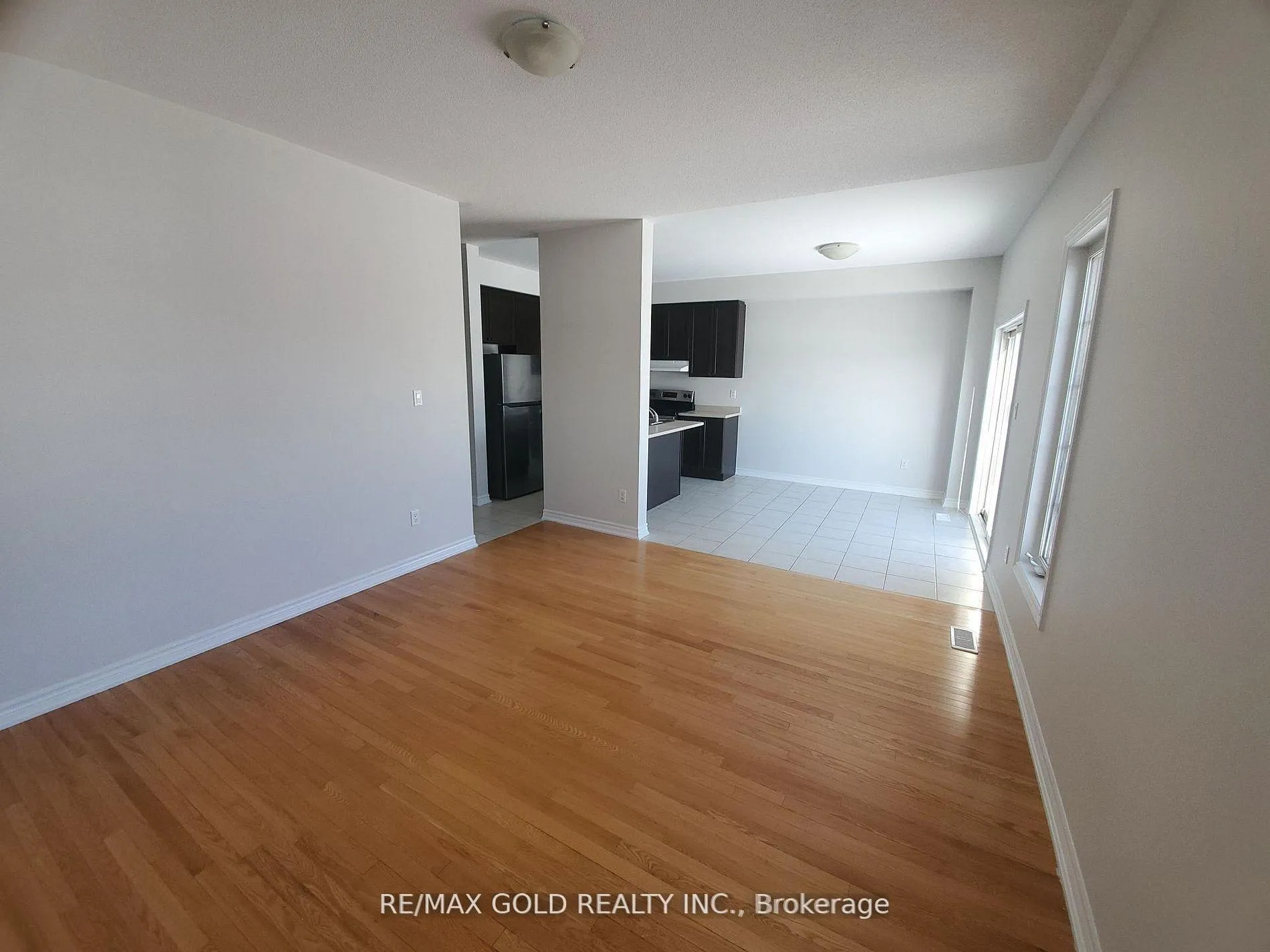 Photo 5 of 45 Education Road, Brampton, Bram East — HOMEH