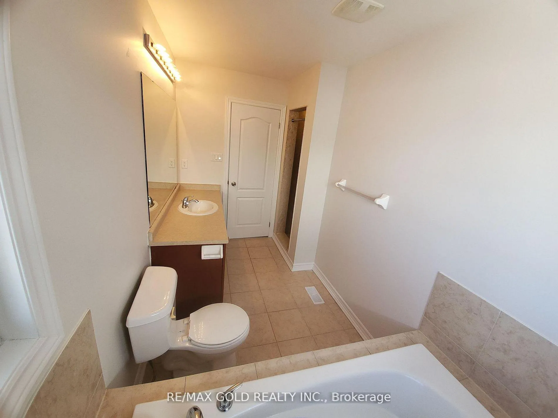 Photo 11 of 45 Education Road, Brampton, Bram East — HOMEH