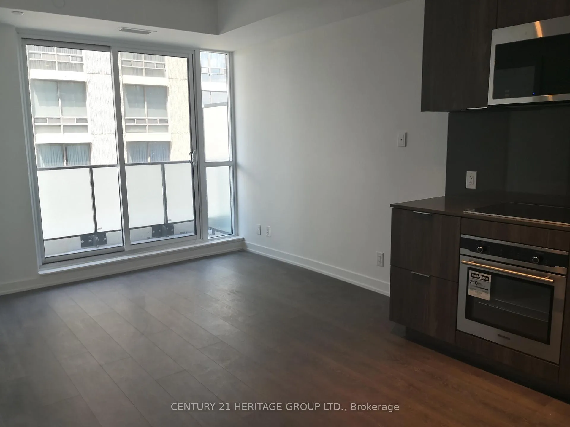 Photo 4 of Unit 1110, 609 Avenue Road, Toronto, Yonge-St. Clair — HOMEH
