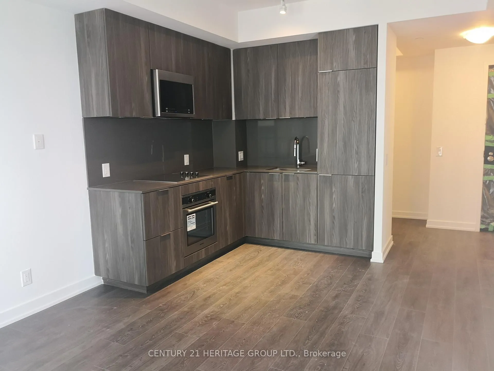 Photo 5 of Unit 1110, 609 Avenue Road, Toronto, Yonge-St. Clair — HOMEH