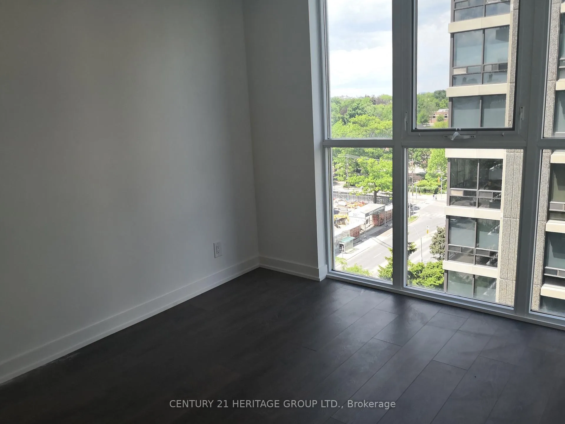 Photo 7 of Unit 1110, 609 Avenue Road, Toronto, Yonge-St. Clair — HOMEH