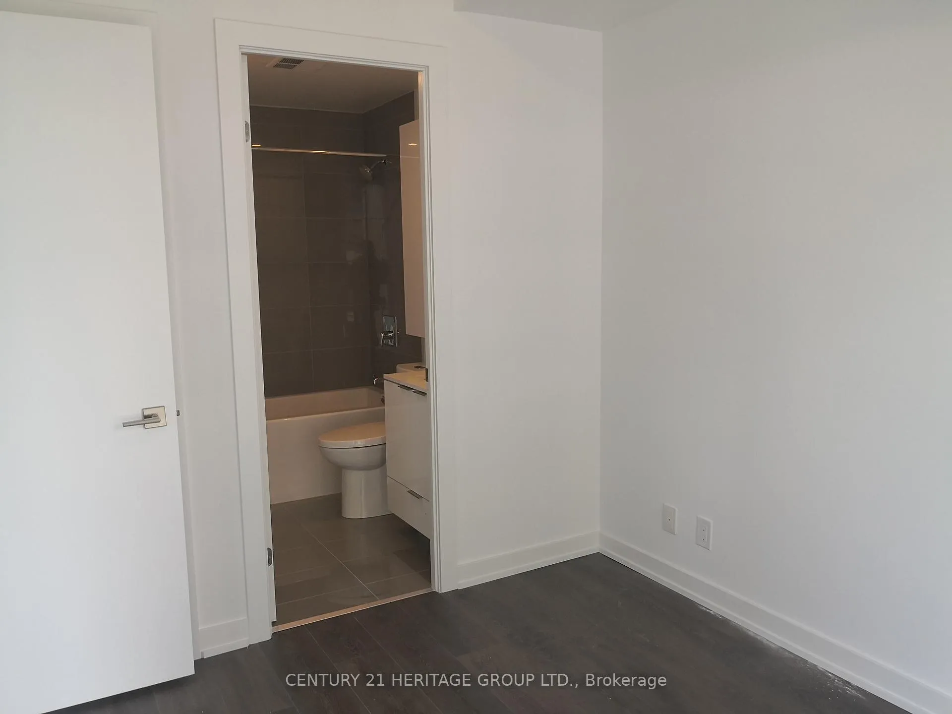 Photo 8 of Unit 1110, 609 Avenue Road, Toronto, Yonge-St. Clair — HOMEH