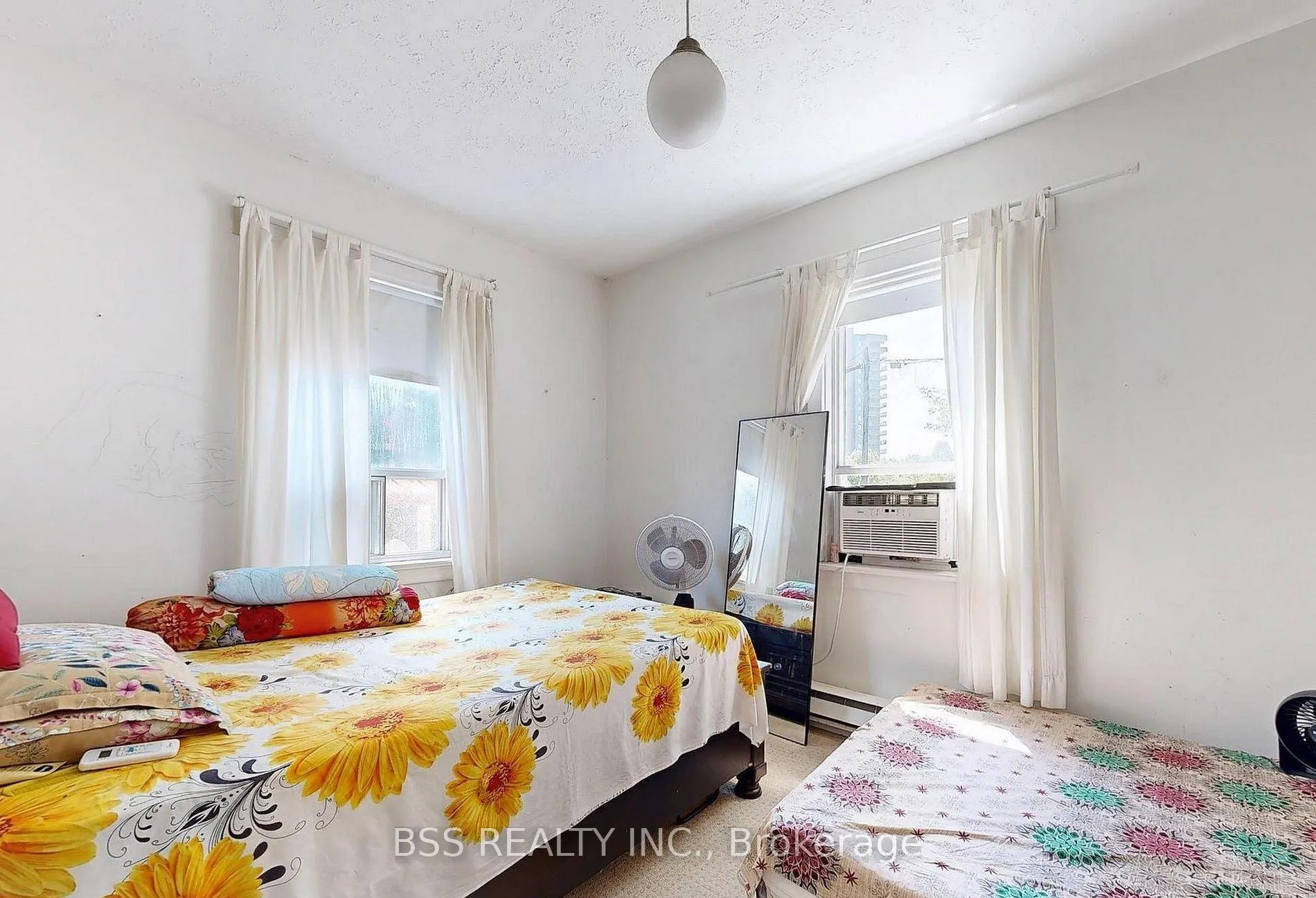 Photo 5 of 48 St Dunstan Drive, Scarborough, Oakridge — HOMEH