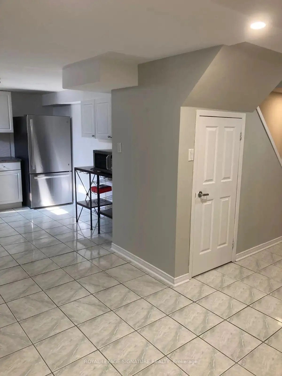 Photo 7 of Unit Basement, 154 Fifefield Drive, Vaughan, Maple — HOMEH