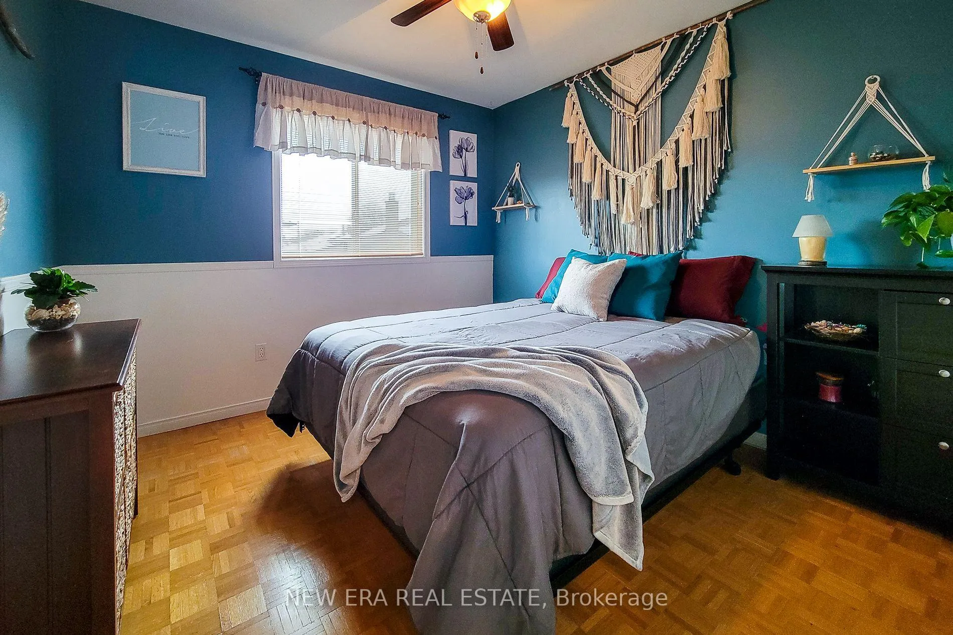 Photo 33 of 146 Locheed Drive, Hamilton, Lisgar — HOMEH