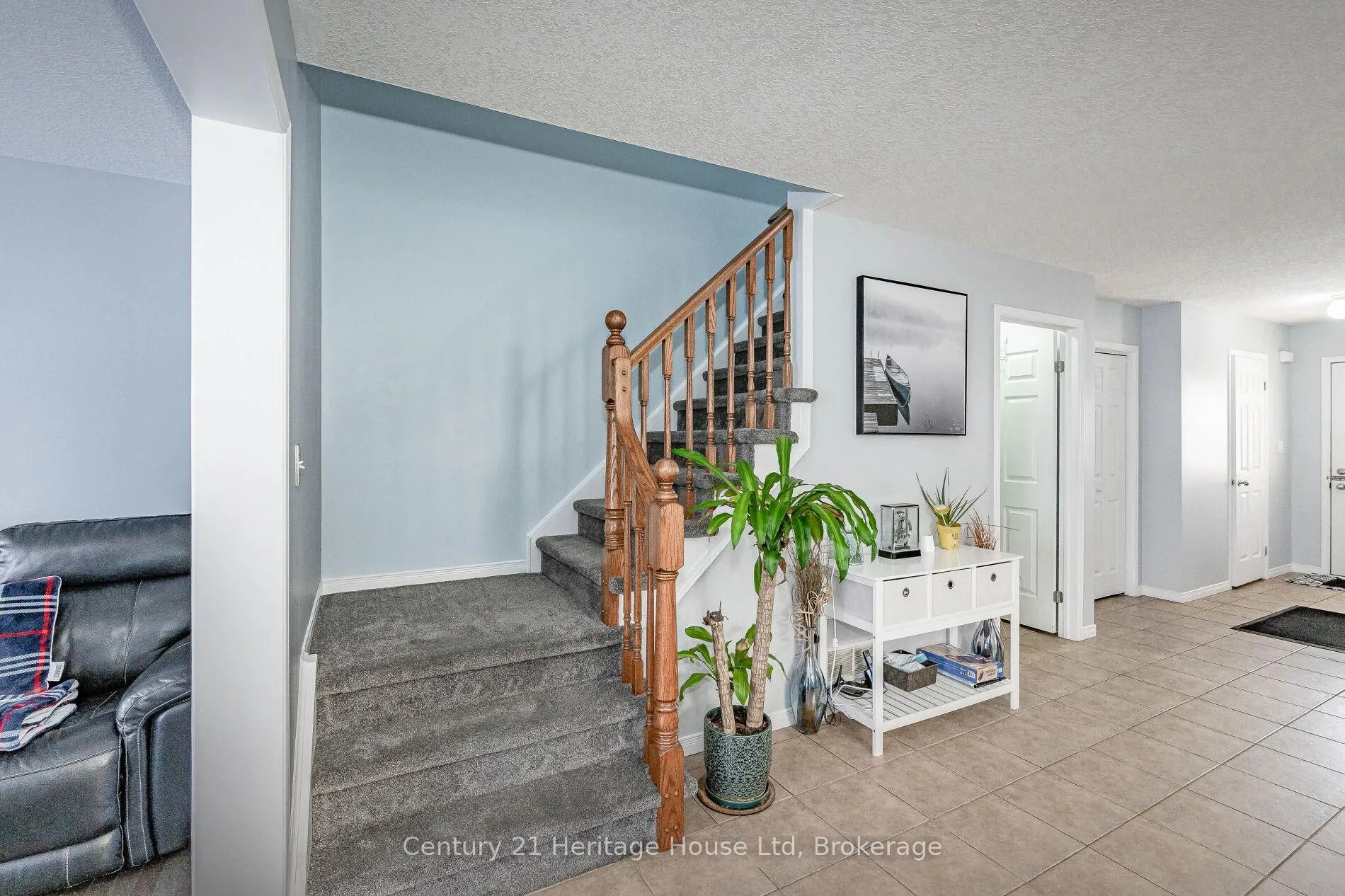 Photo 20 of 37 Hasler Crescent, Guelph, Pineridge/Westminster Woods — HOMEH