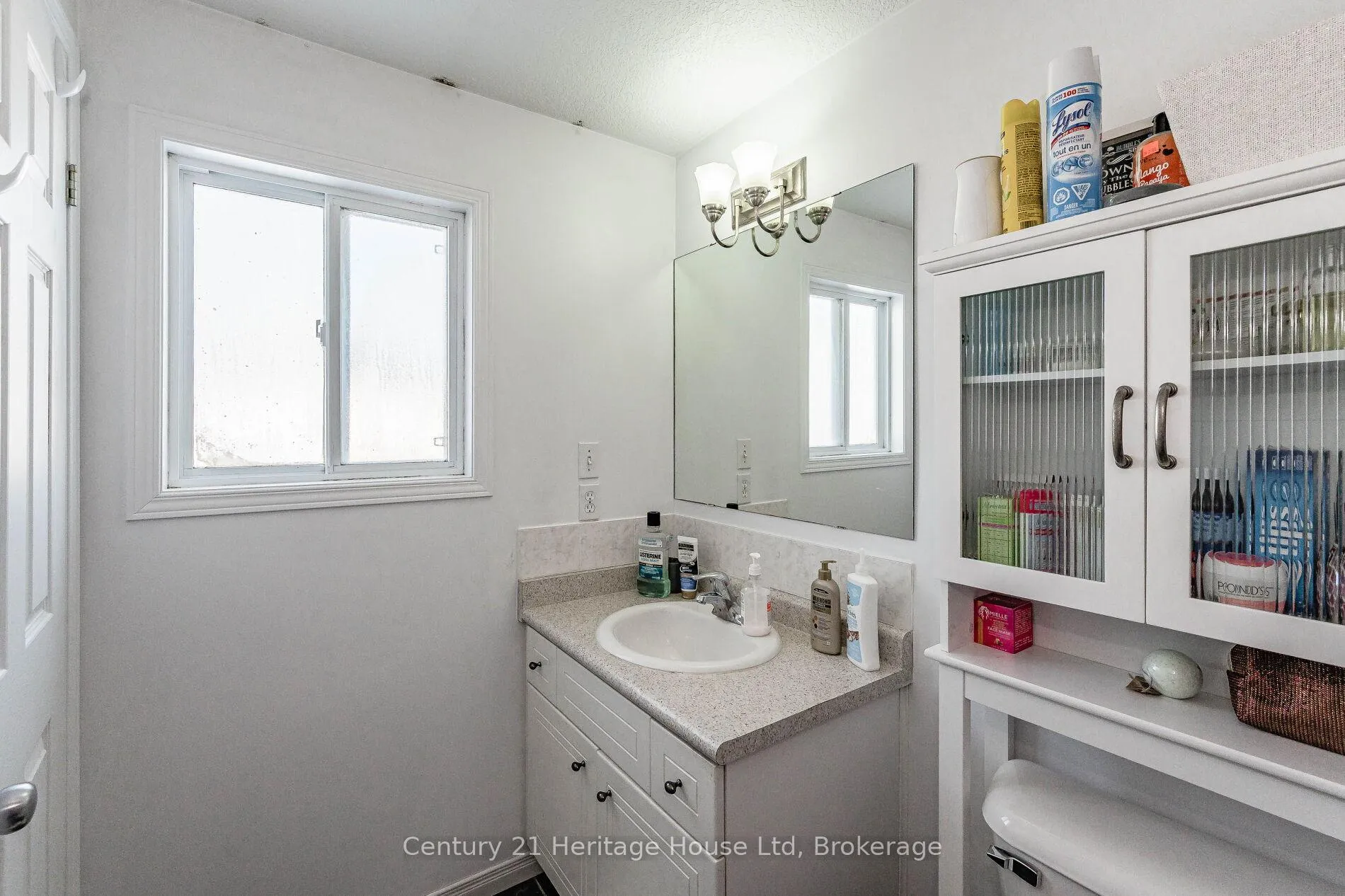 Photo 25 of 37 Hasler Crescent, Guelph, Pineridge/Westminster Woods — HOMEH