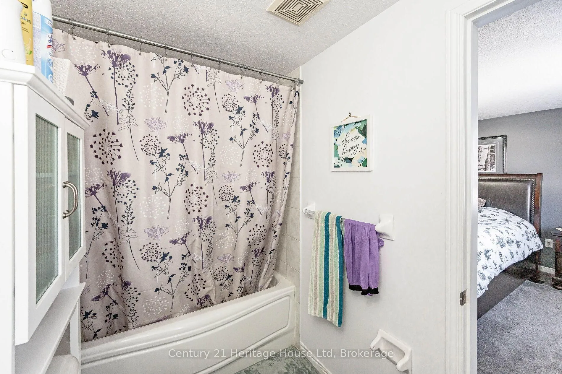 Photo 26 of 37 Hasler Crescent, Guelph, Pineridge/Westminster Woods — HOMEH