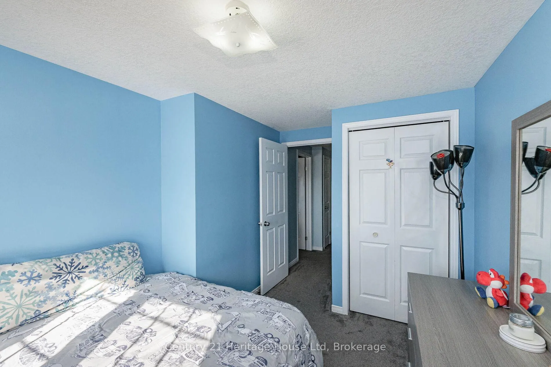 Photo 28 of 37 Hasler Crescent, Guelph, Pineridge/Westminster Woods — HOMEH