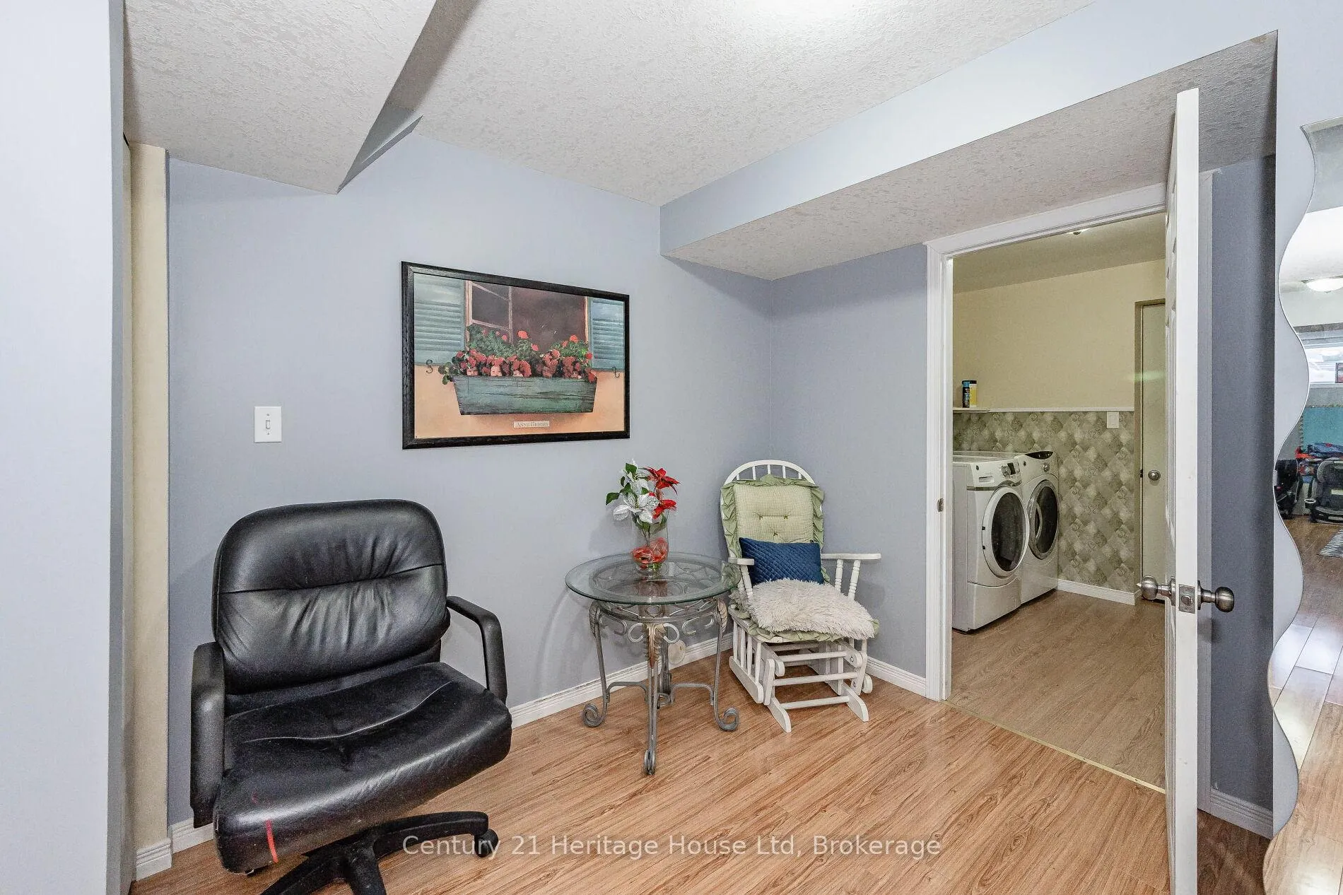 Photo 36 of 37 Hasler Crescent, Guelph, Pineridge/Westminster Woods — HOMEH