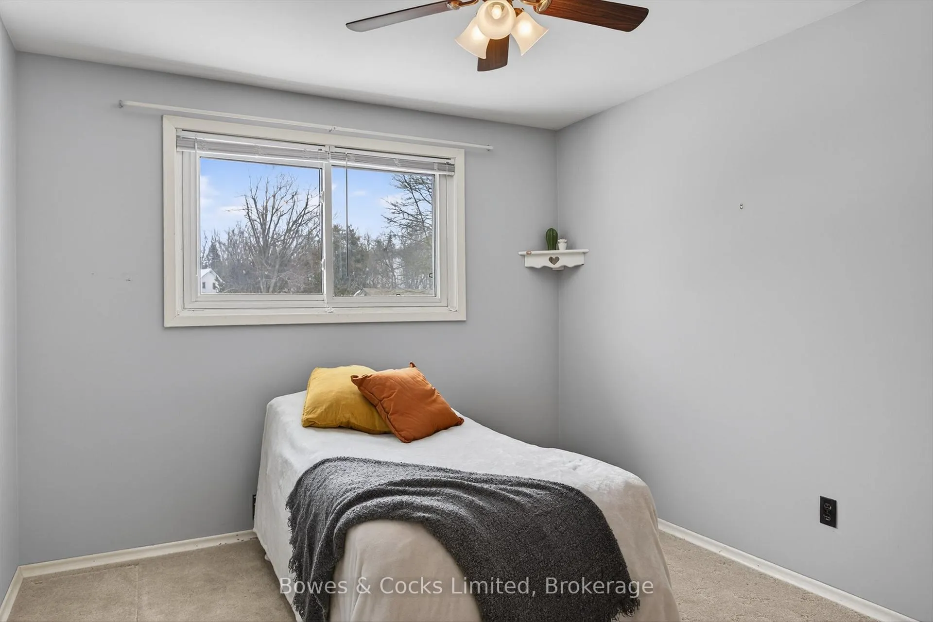 Photo 15 of 716 Otonabee Drive, Peterborough, Ashburnham Ward 4 — HOMEH