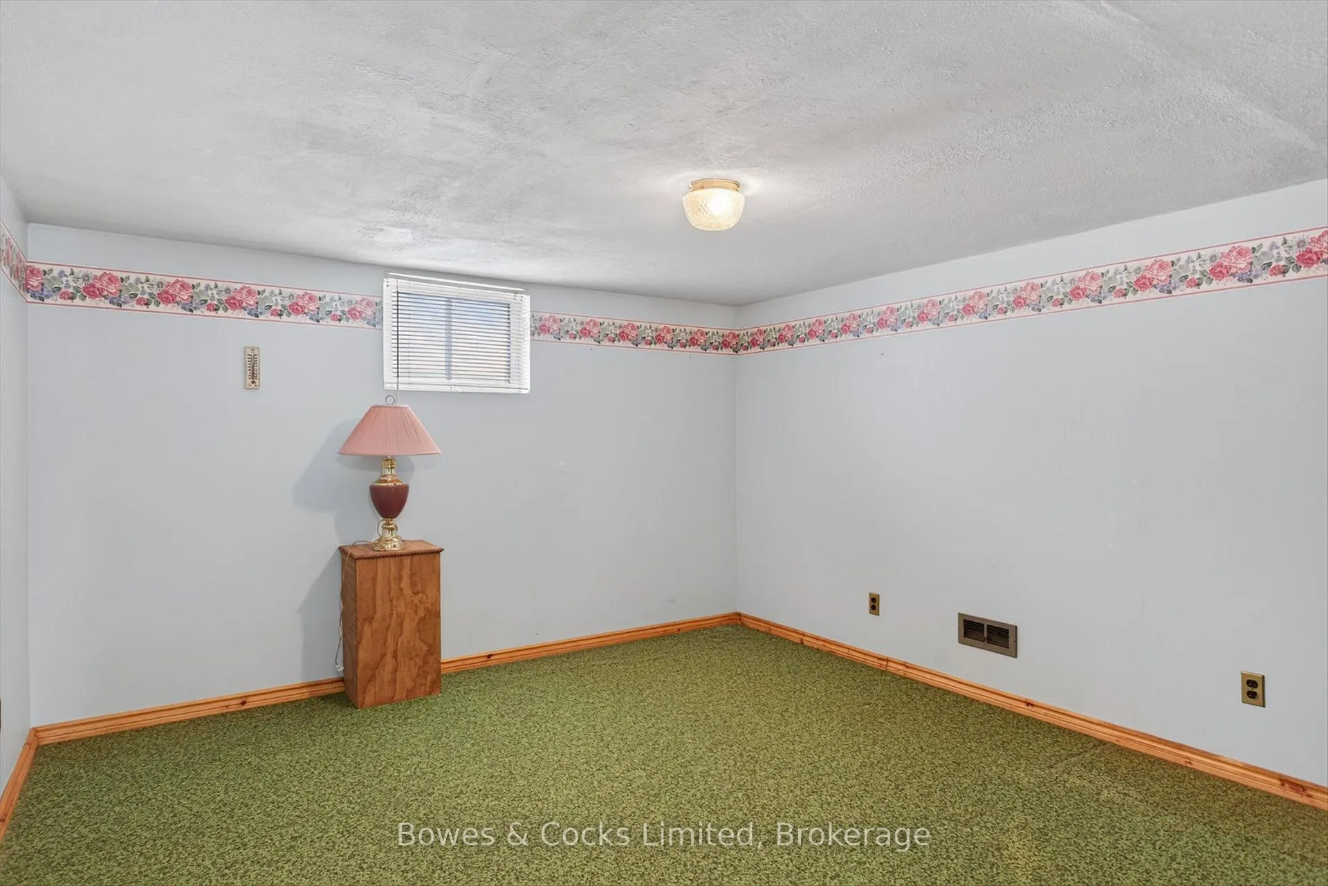 Photo 27 of 716 Otonabee Drive, Peterborough, Ashburnham Ward 4 — HOMEH