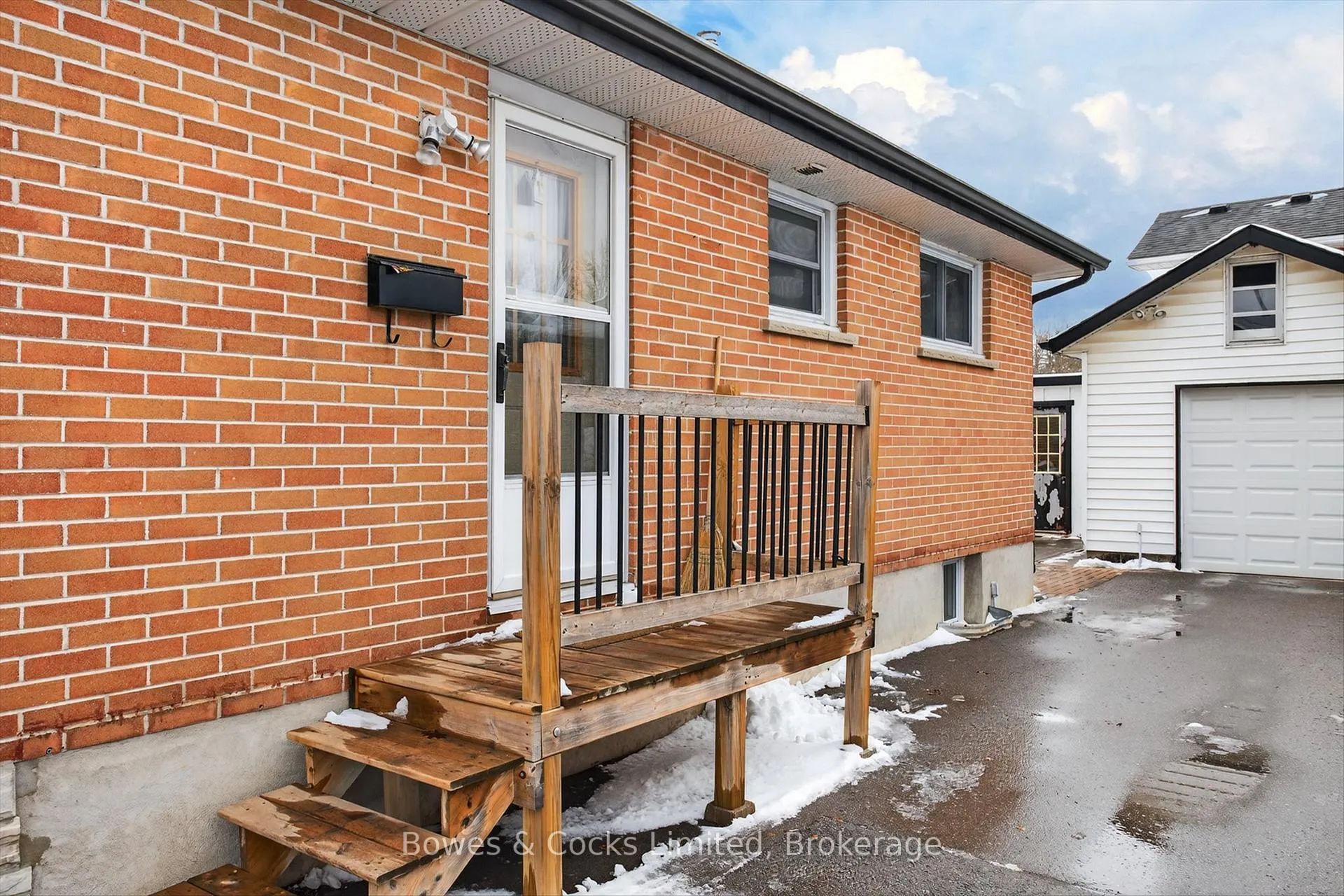 Photo 38 of 716 Otonabee Drive, Peterborough, Ashburnham Ward 4 — HOMEH