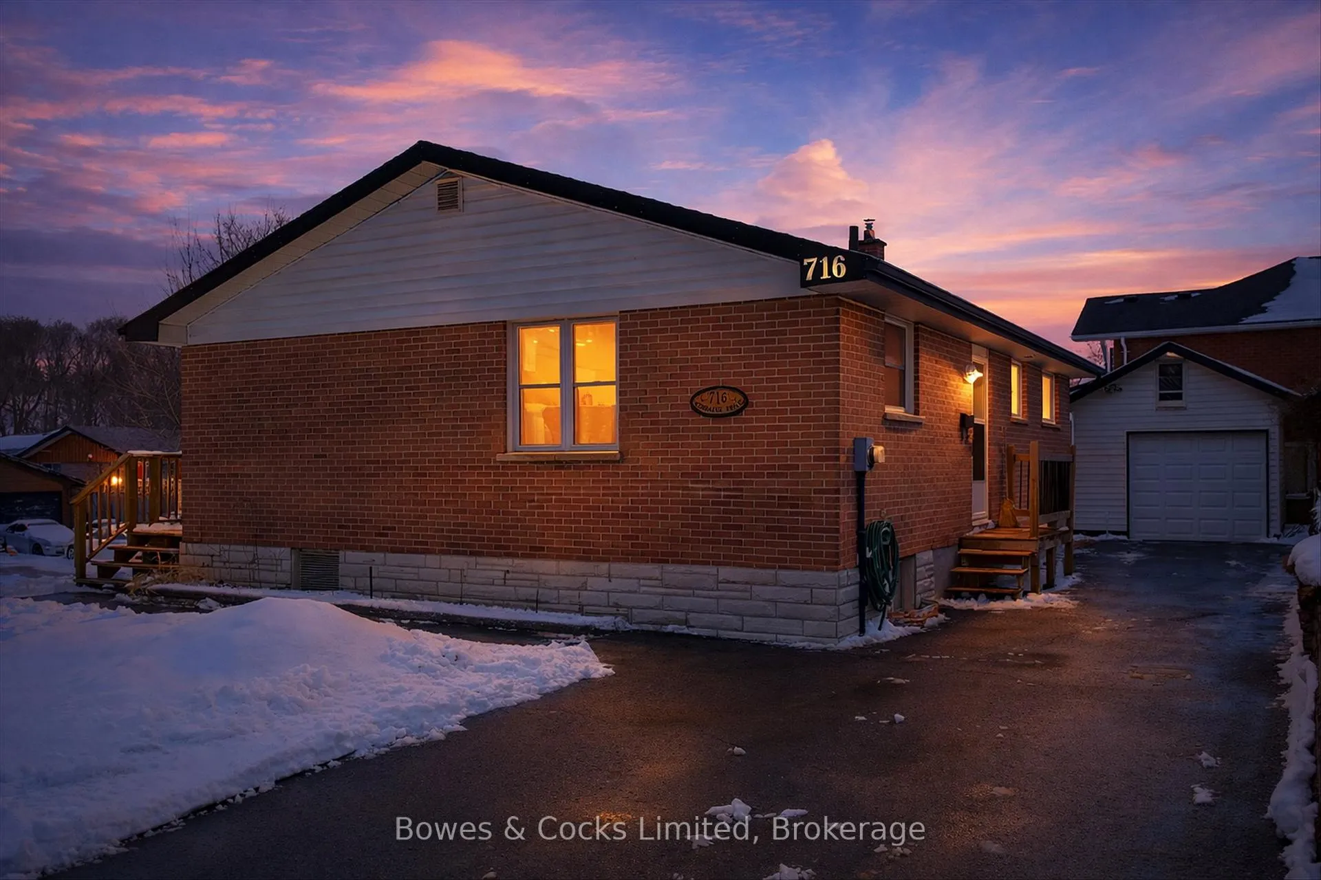 Photo 45 of 716 Otonabee Drive, Peterborough, Ashburnham Ward 4 — HOMEH
