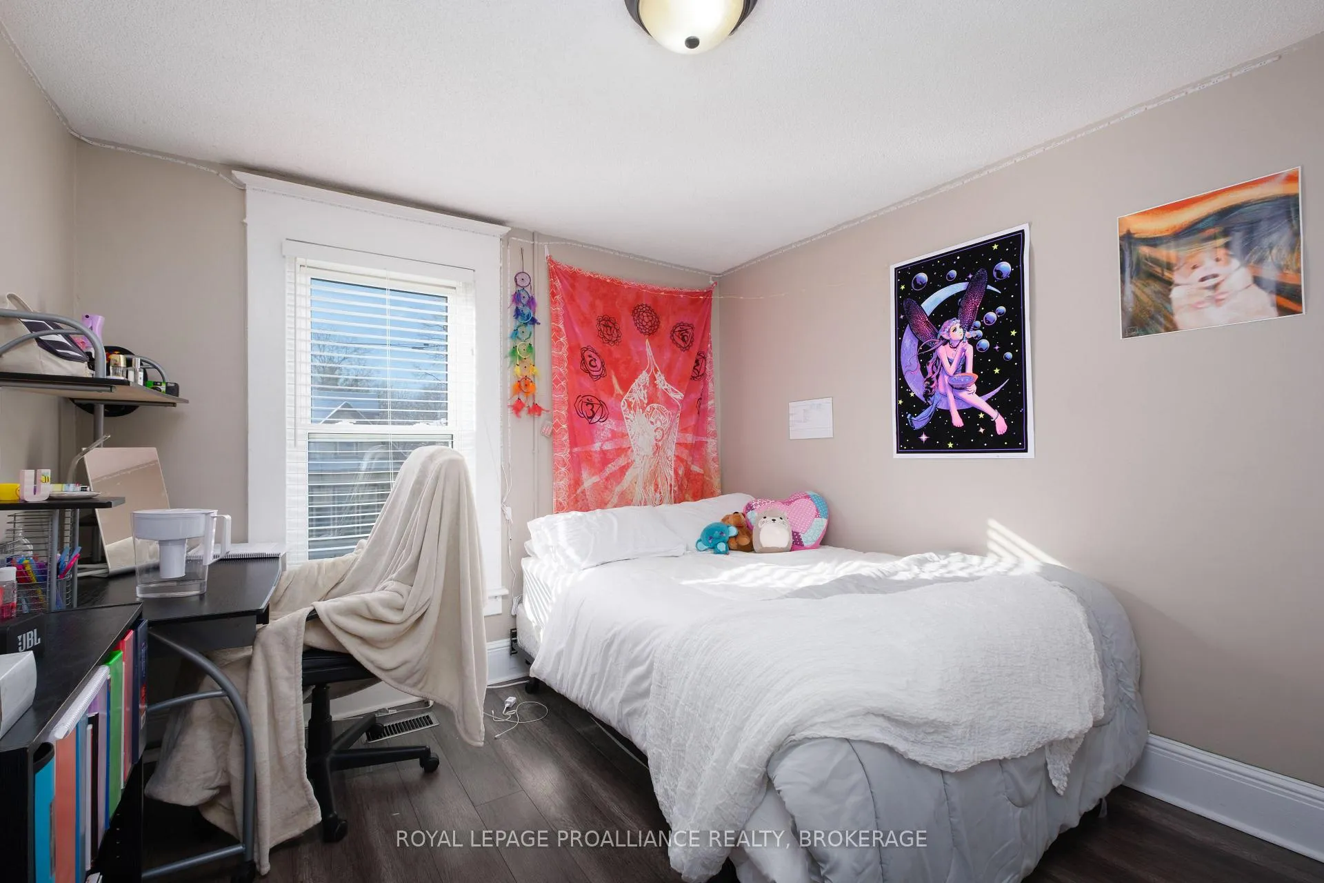 Photo 13 of 35 Hamilton Street, Kingston, East of Sir John A. Blvd — HOMEH