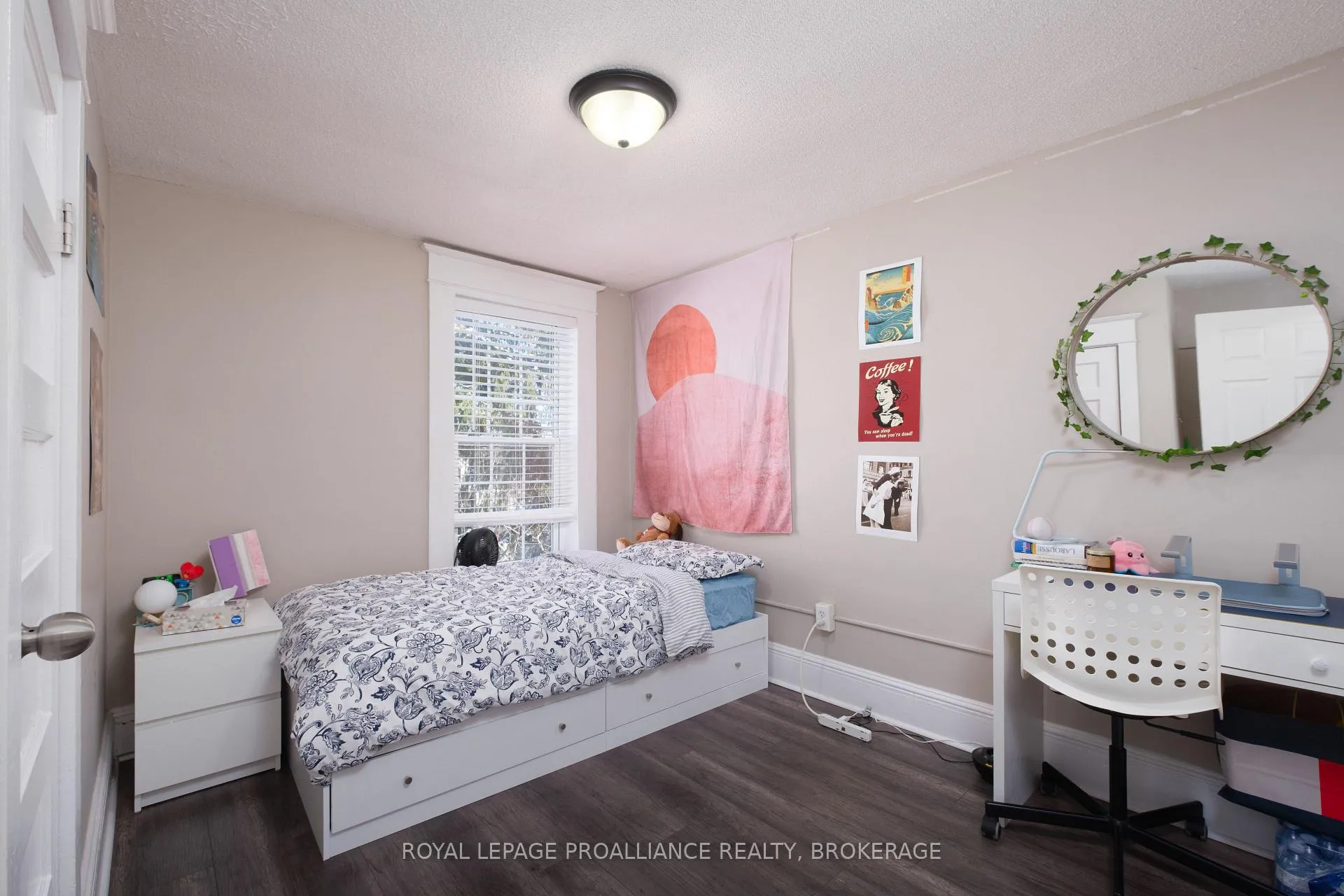 Photo 15 of 35 Hamilton Street, Kingston, East of Sir John A. Blvd — HOMEH