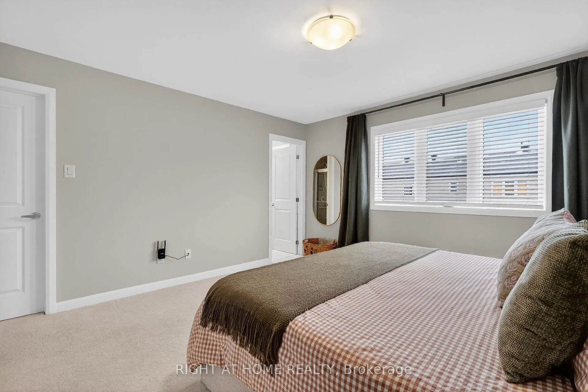 Photo 28 of 577 Decoeur Drive, Ottawa, Avalon West — HOMEH