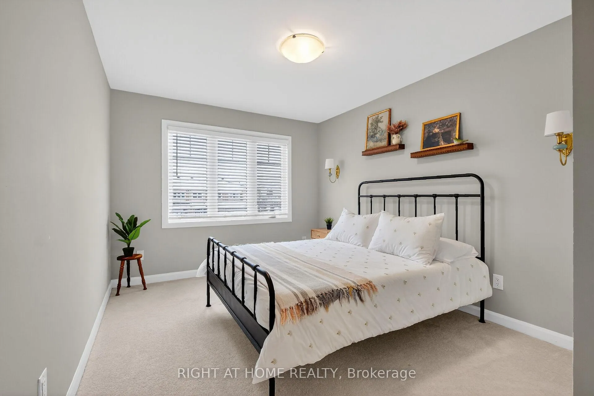 Photo 32 of 577 Decoeur Drive, Ottawa, Avalon West — HOMEH