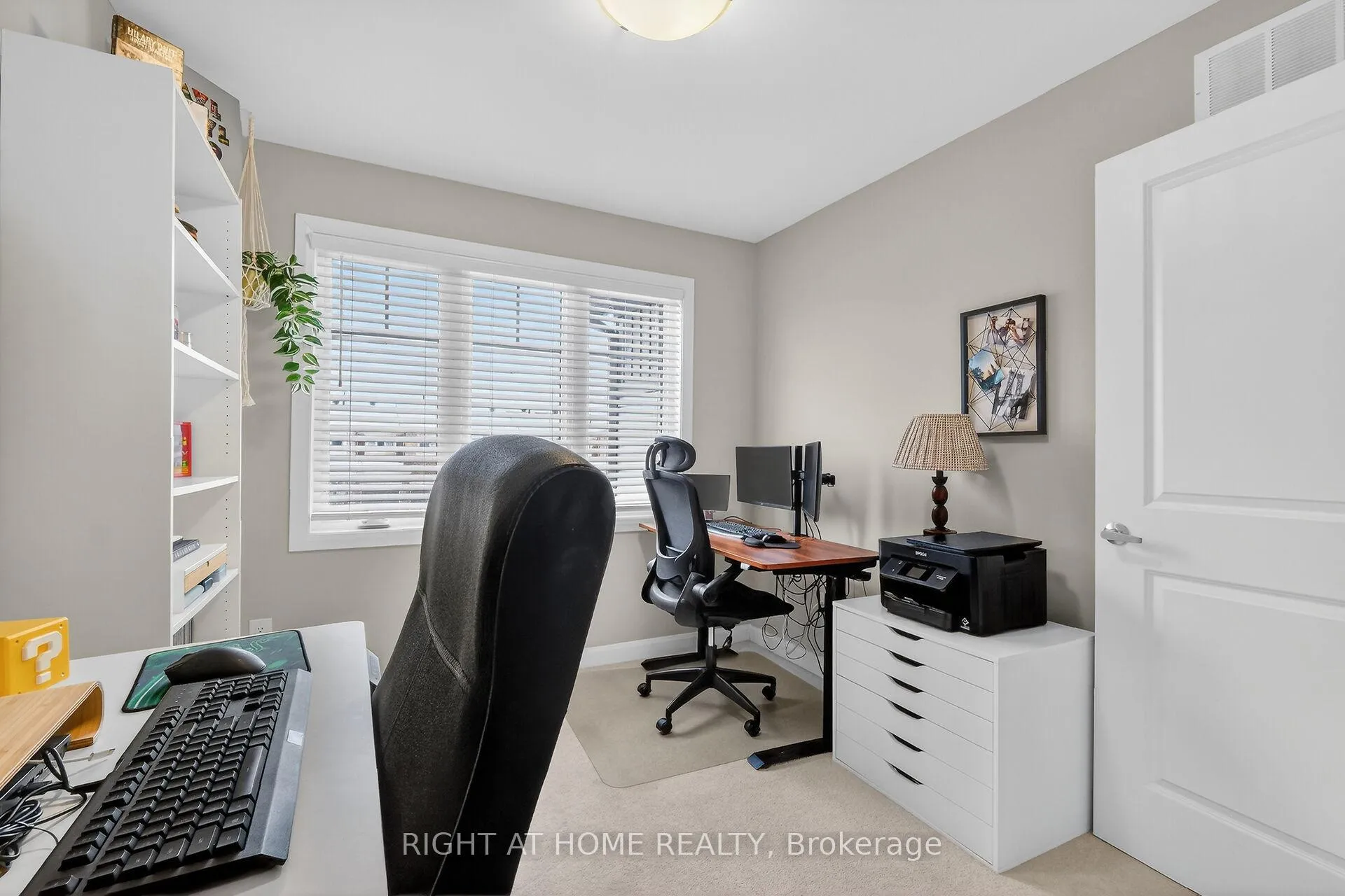 Photo 34 of 577 Decoeur Drive, Ottawa, Avalon West — HOMEH
