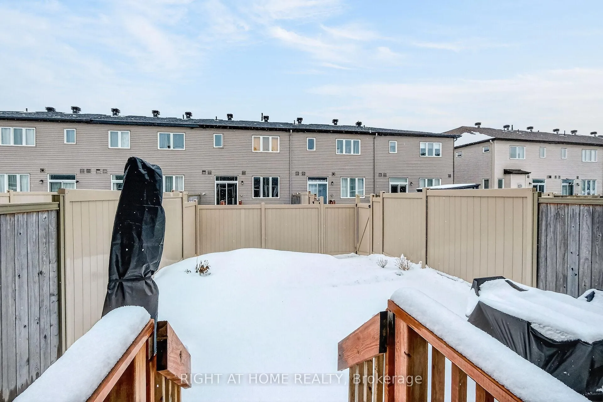 Photo 41 of 577 Decoeur Drive, Ottawa, Avalon West — HOMEH