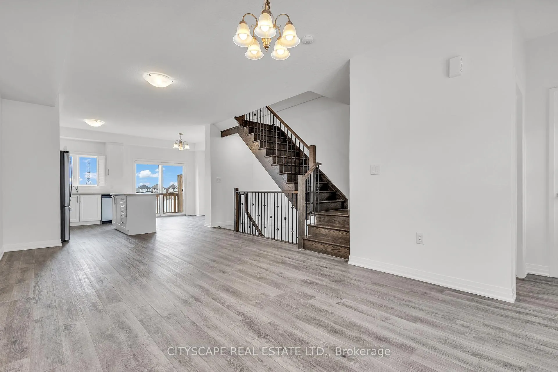 Photo 11 of Unit 9, 34 Laguna Village Crescent, Hamilton, Rural Glanbrook — HOMEH