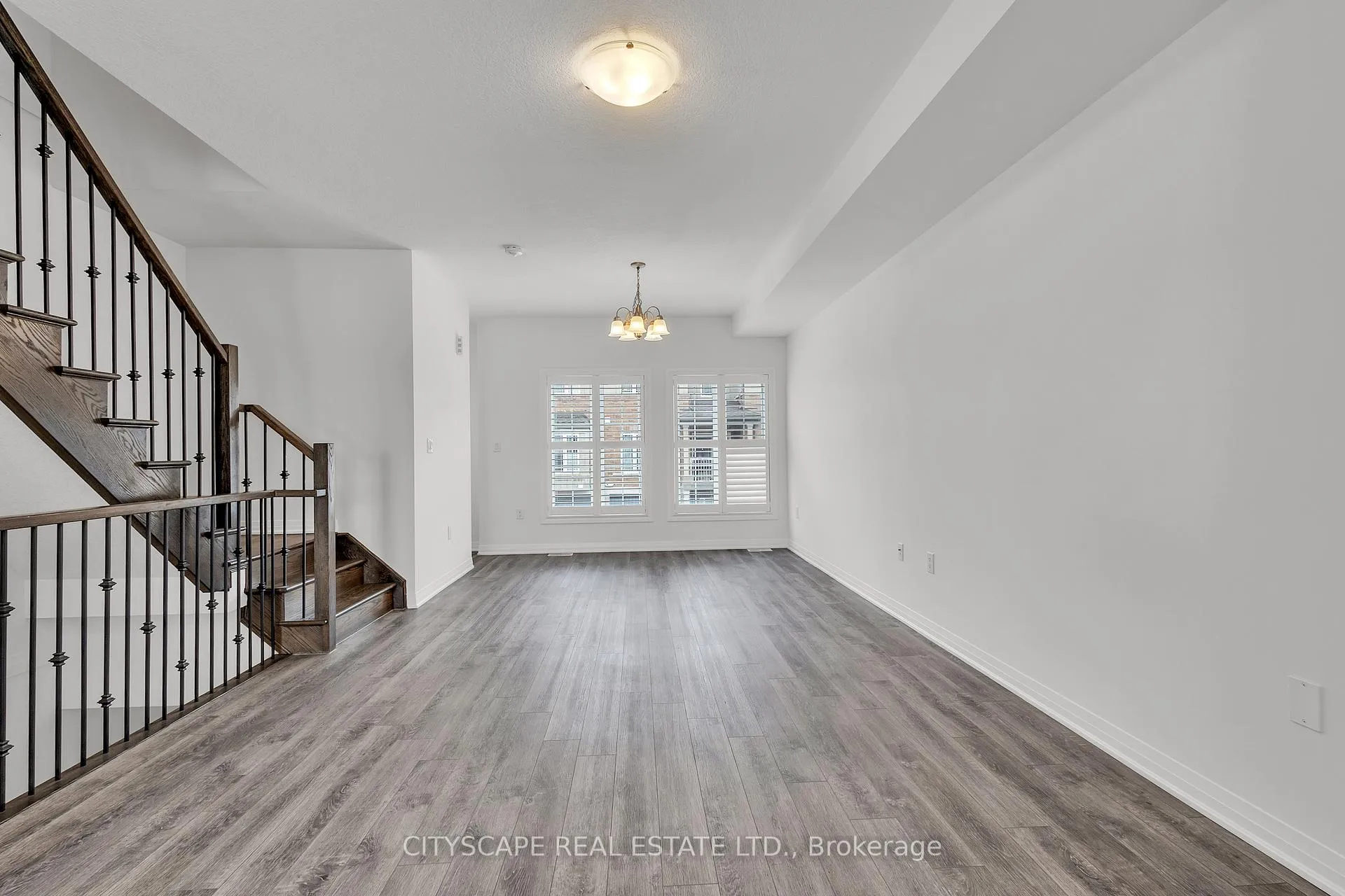 Photo 13 of Unit 9, 34 Laguna Village Crescent, Hamilton, Rural Glanbrook — HOMEH
