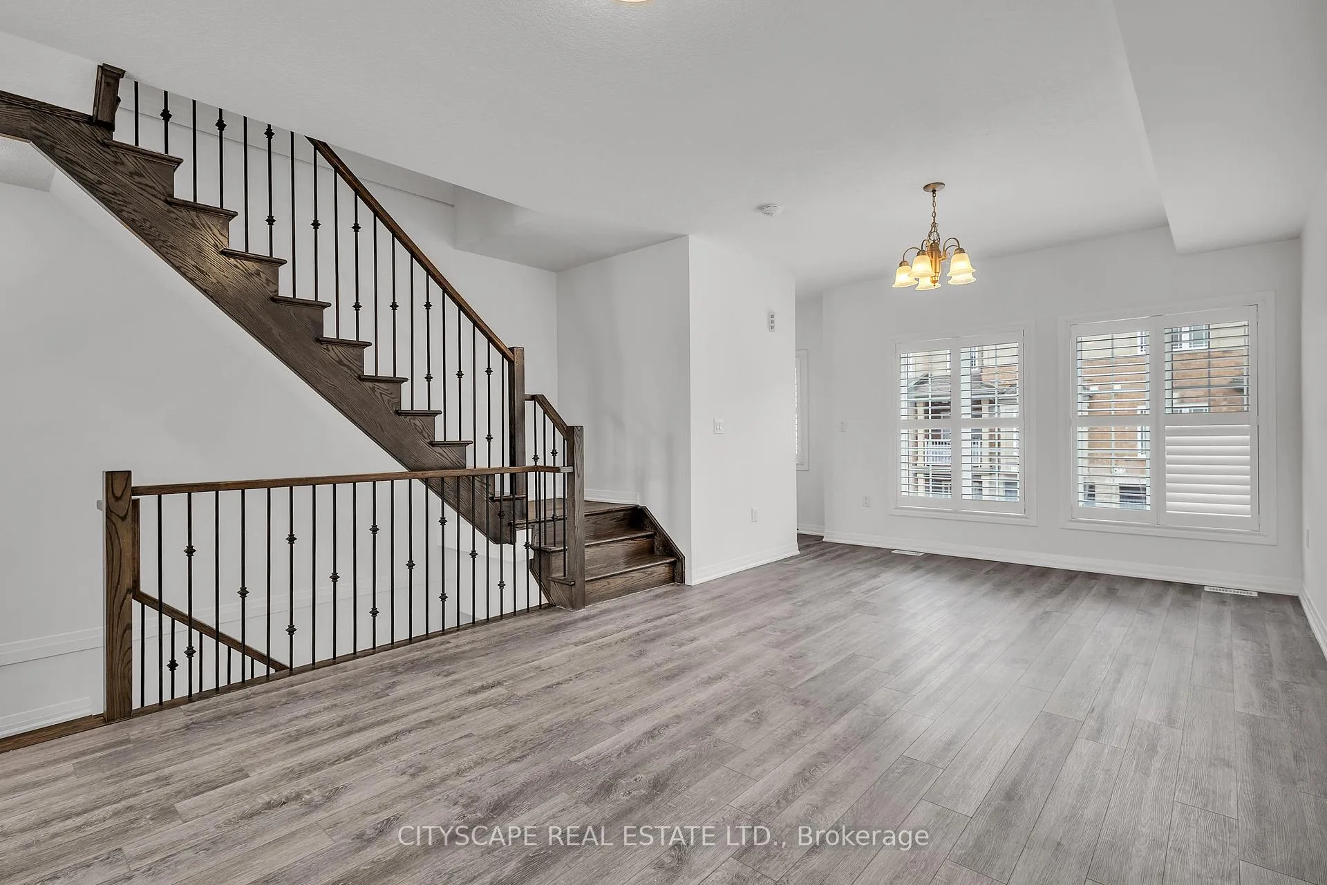 Photo 14 of Unit 9, 34 Laguna Village Crescent, Hamilton, Rural Glanbrook — HOMEH