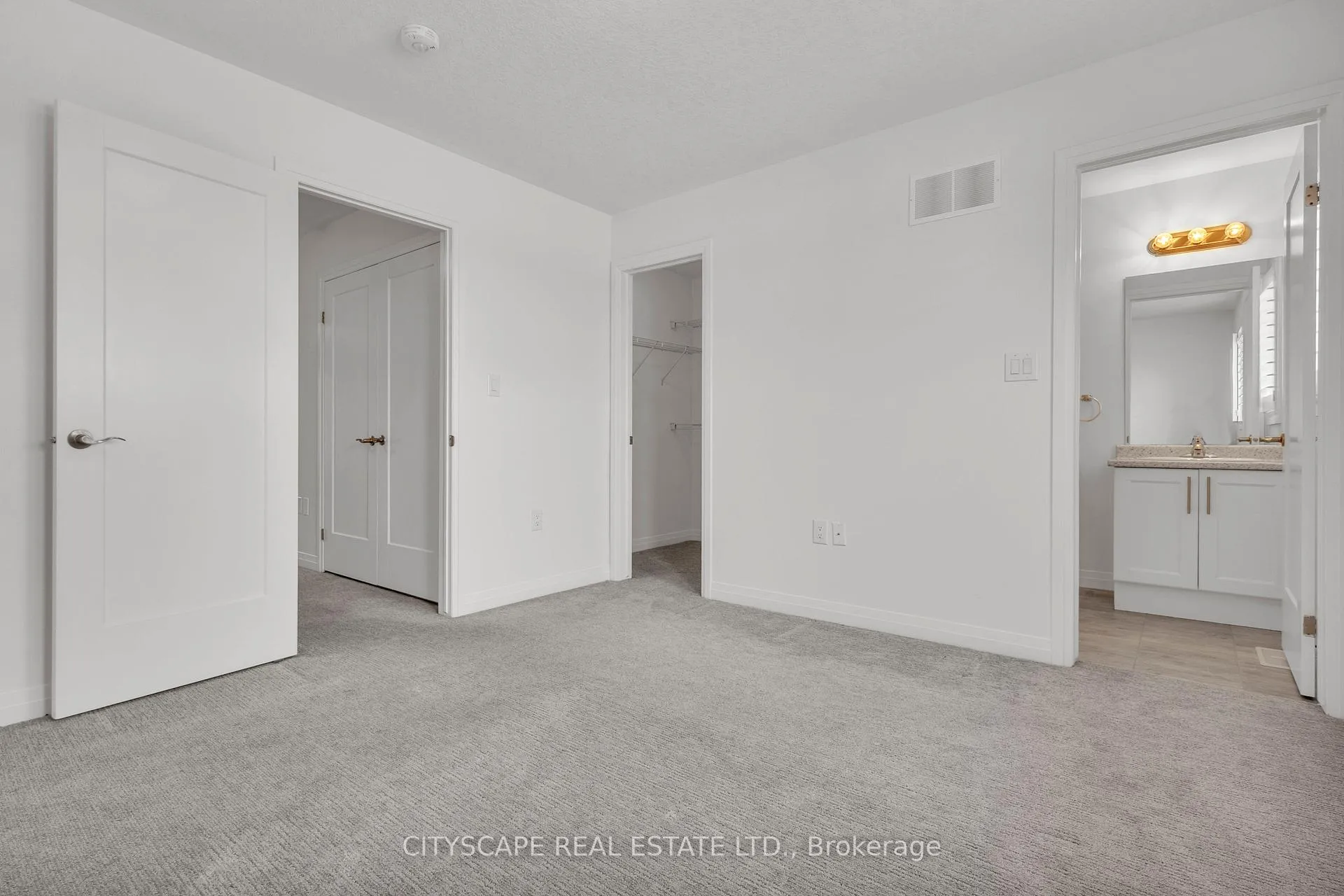 Photo 22 of Unit 9, 34 Laguna Village Crescent, Hamilton, Rural Glanbrook — HOMEH