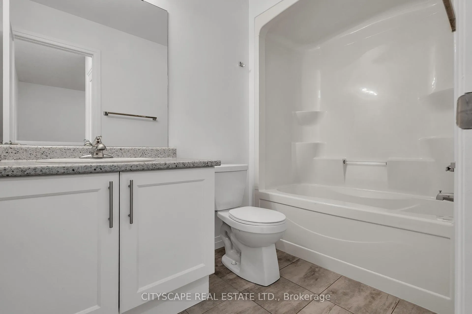 Photo 26 of Unit 9, 34 Laguna Village Crescent, Hamilton, Rural Glanbrook — HOMEH