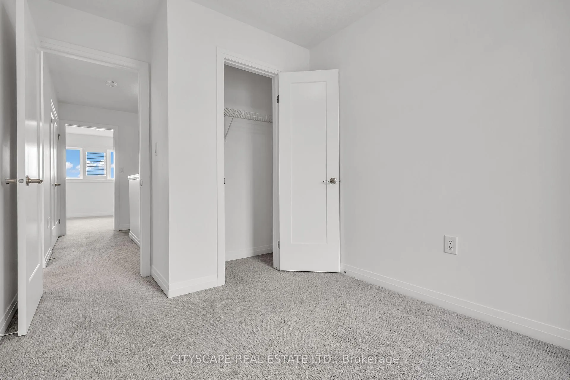 Photo 37 of Unit 9, 34 Laguna Village Crescent, Hamilton, Rural Glanbrook — HOMEH