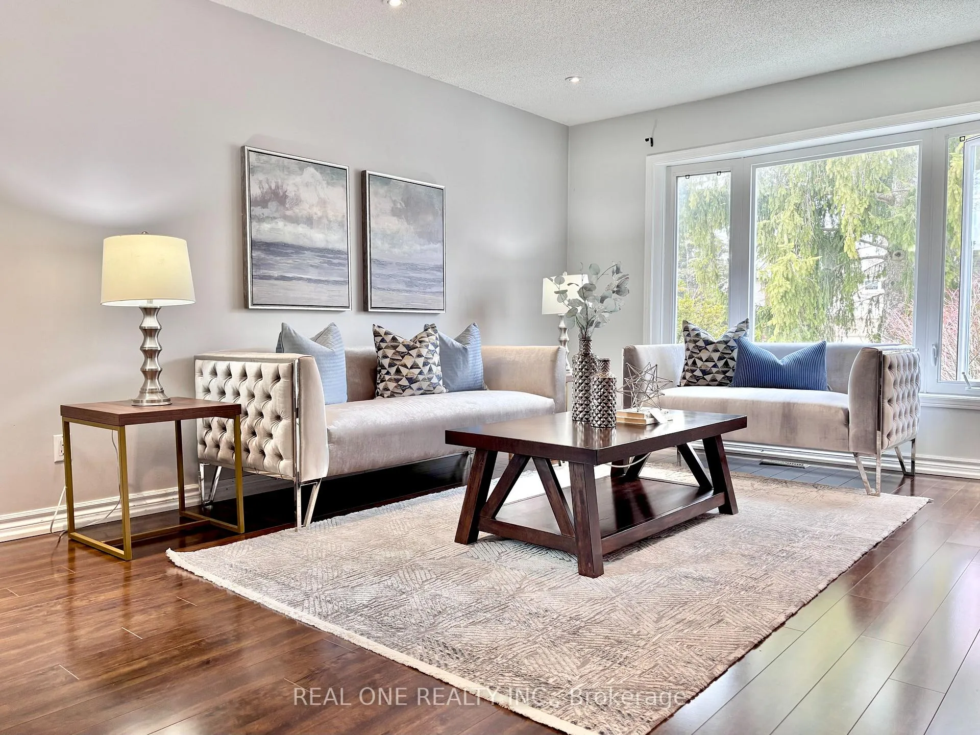 Photo 5 of 9 Breckonwood Crescent, Markham, Aileen-Willowbrook — HOMEH