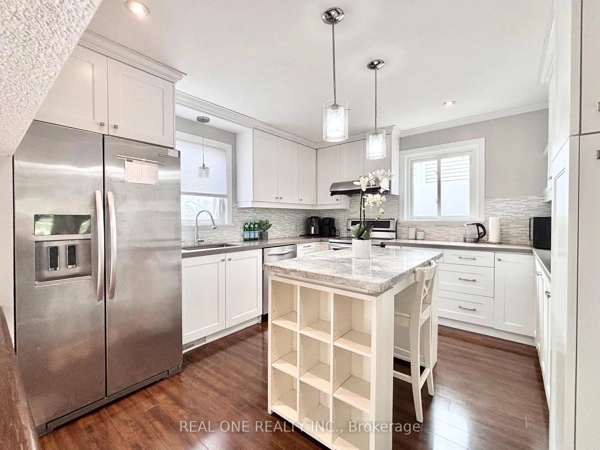 Photo 11 of 9 Breckonwood Crescent, Markham, Aileen-Willowbrook — HOMEH