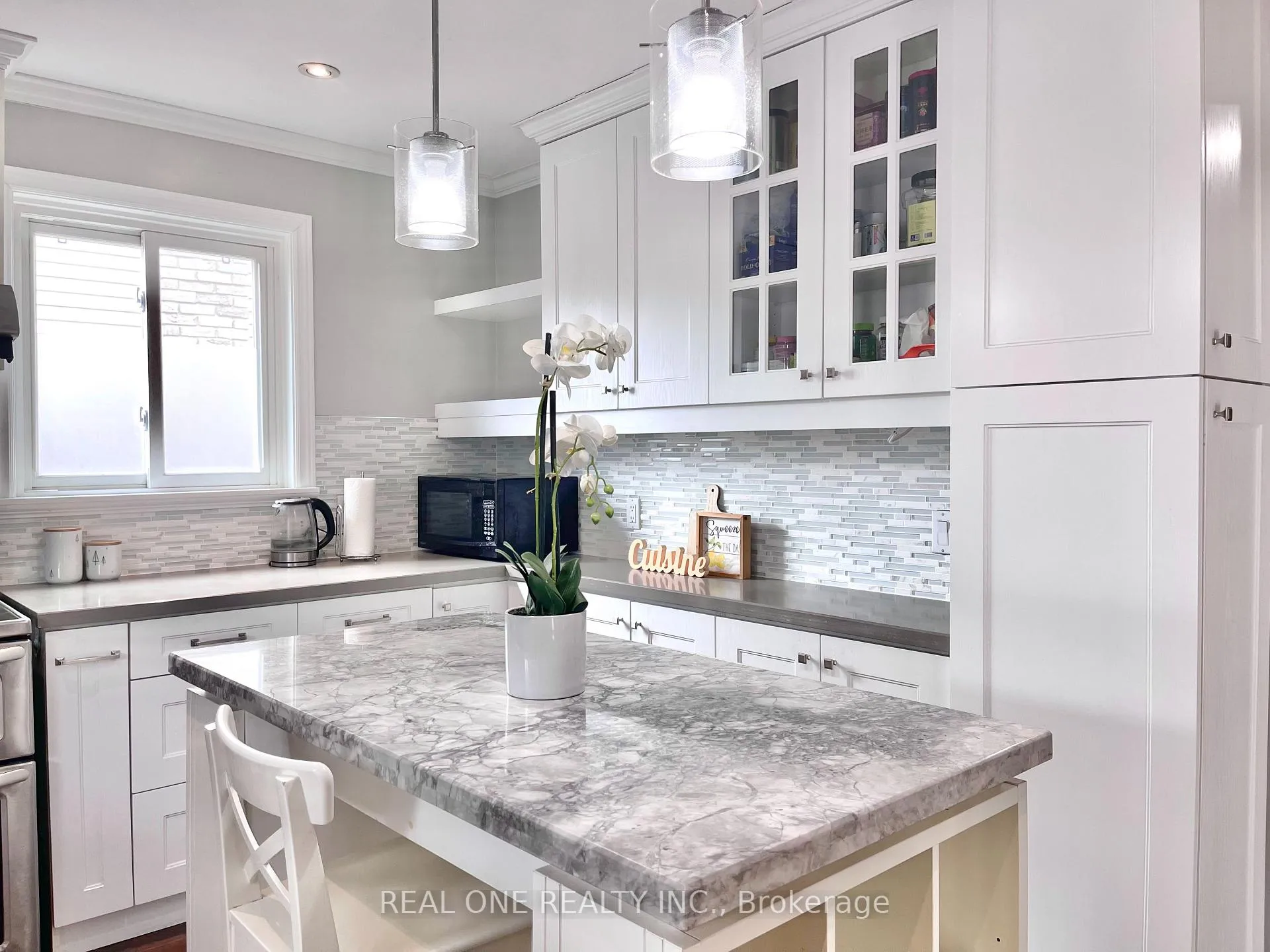 Photo 13 of 9 Breckonwood Crescent, Markham, Aileen-Willowbrook — HOMEH