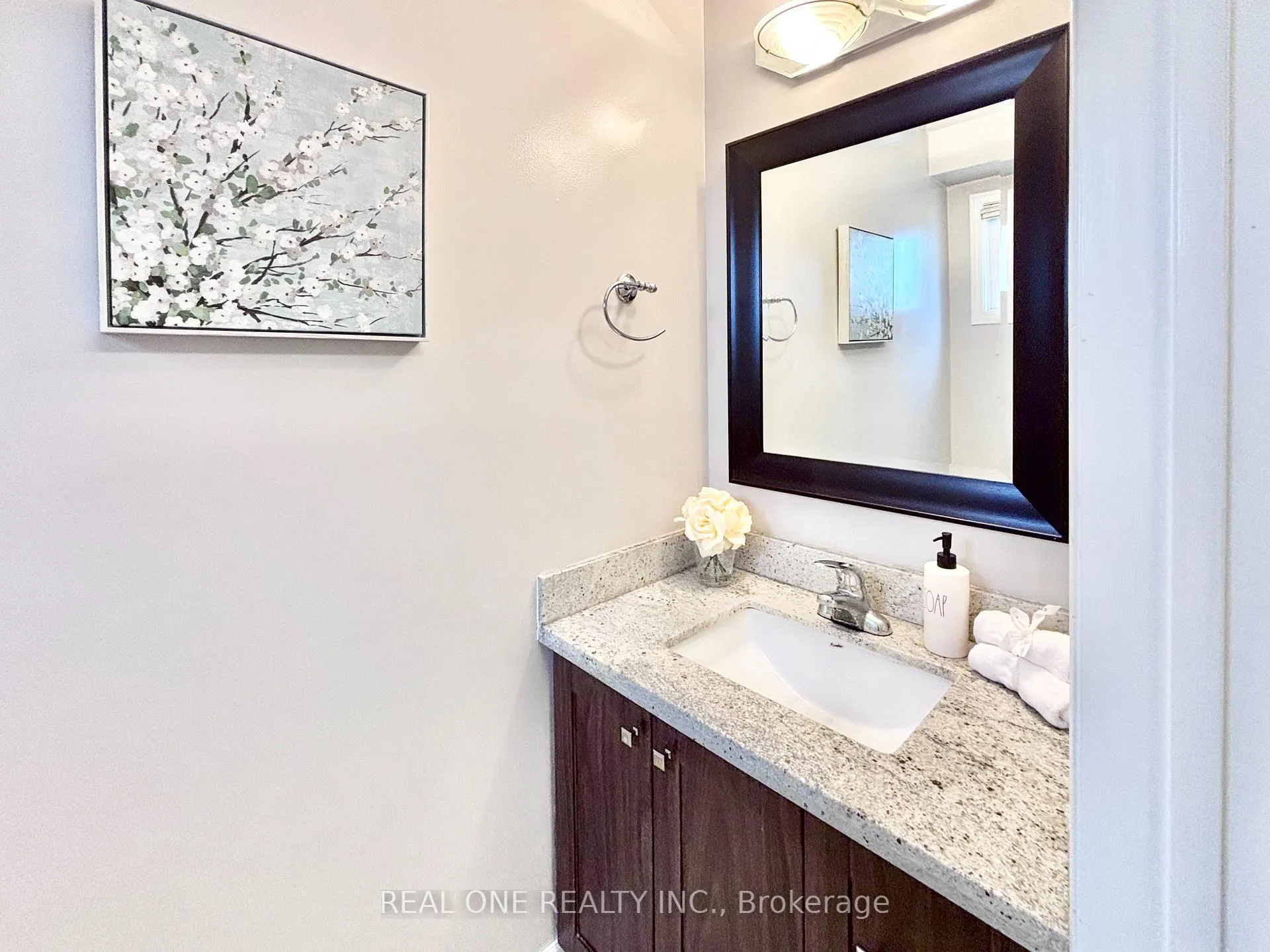 Photo 20 of 9 Breckonwood Crescent, Markham, Aileen-Willowbrook — HOMEH