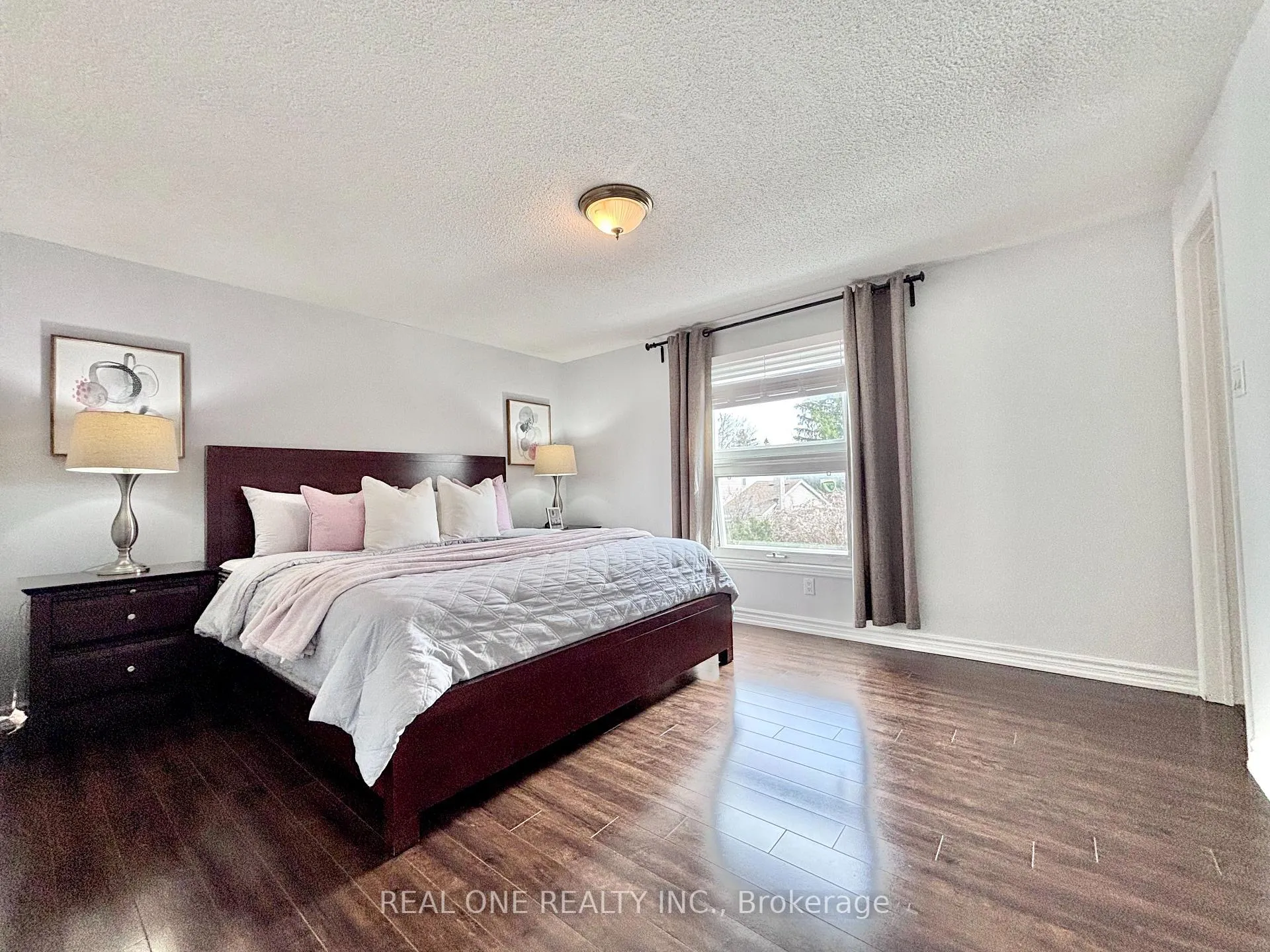 Photo 22 of 9 Breckonwood Crescent, Markham, Aileen-Willowbrook — HOMEH