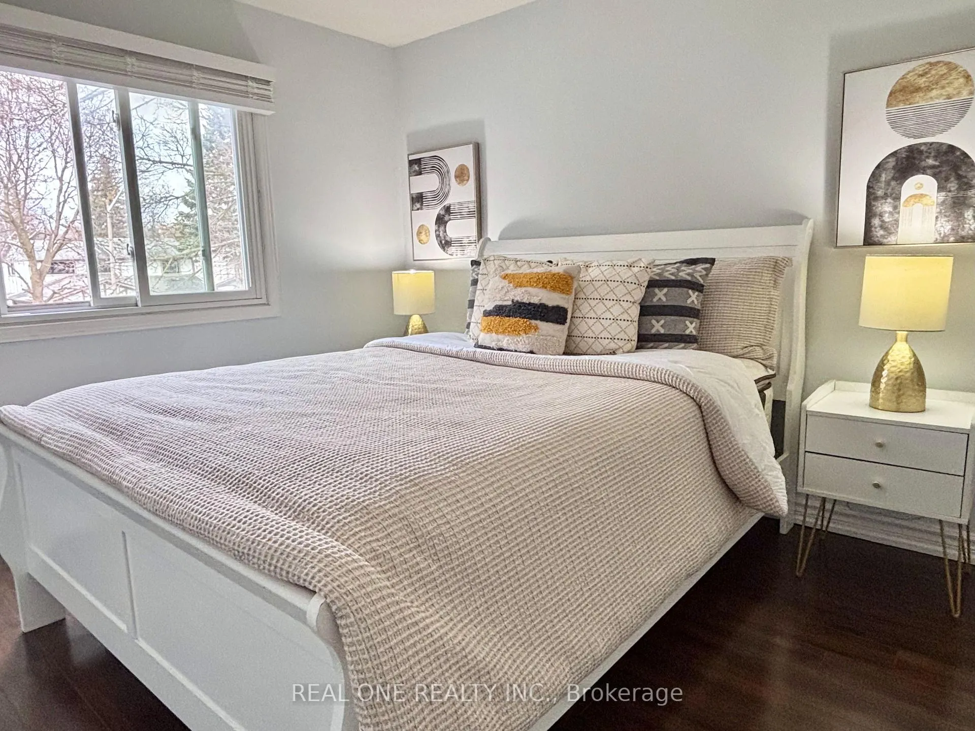 Photo 25 of 9 Breckonwood Crescent, Markham, Aileen-Willowbrook — HOMEH