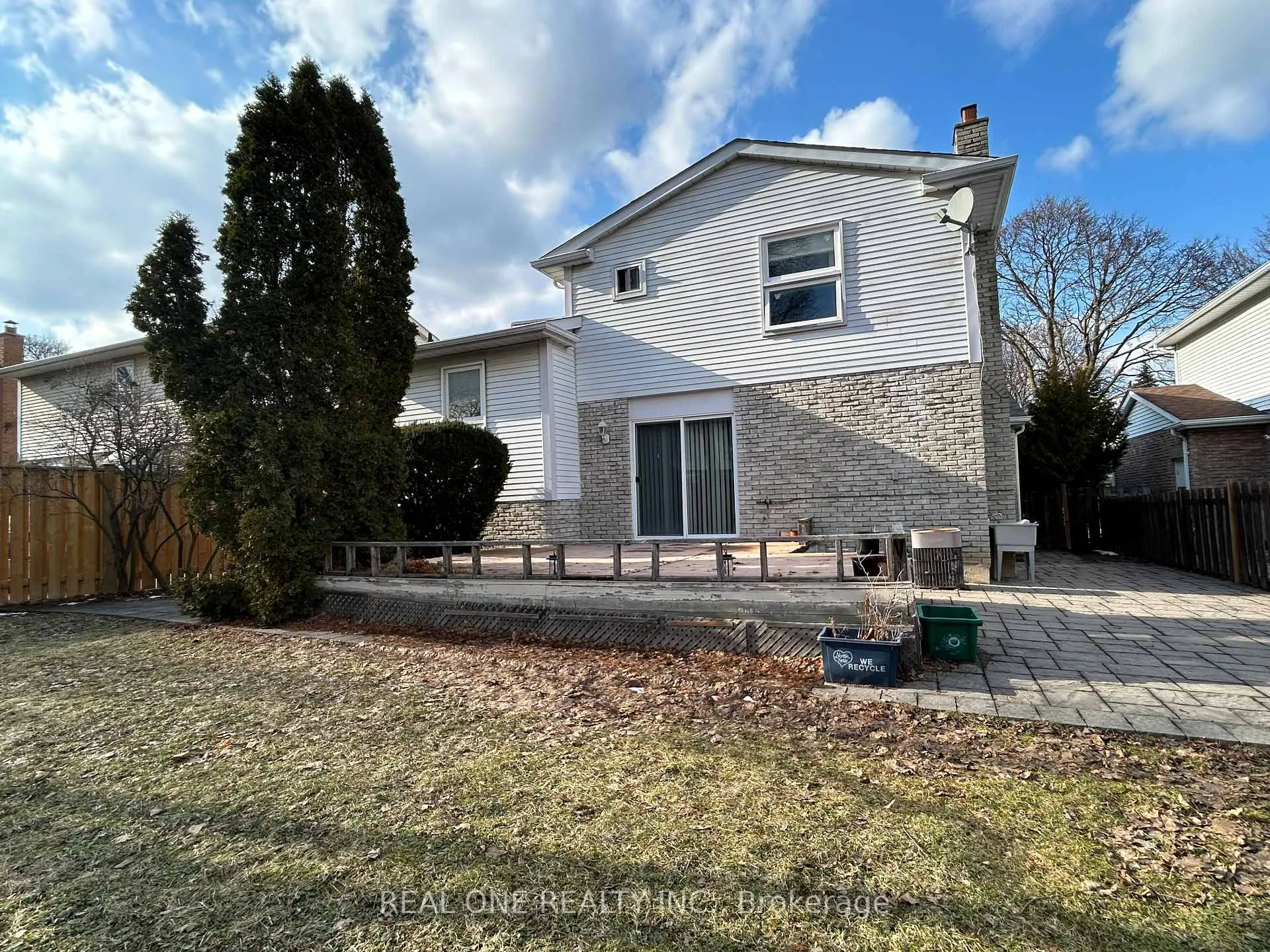 Photo 35 of 9 Breckonwood Crescent, Markham, Aileen-Willowbrook — HOMEH