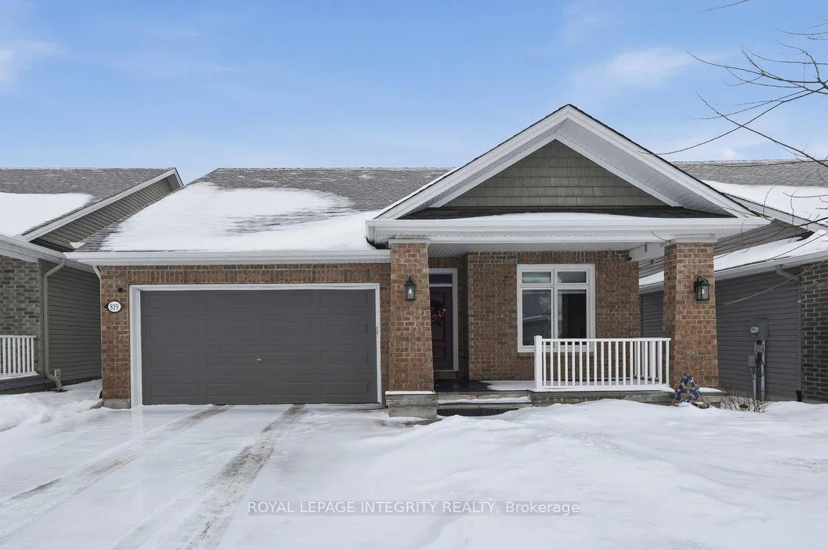 Front of 819 Tewin Circle