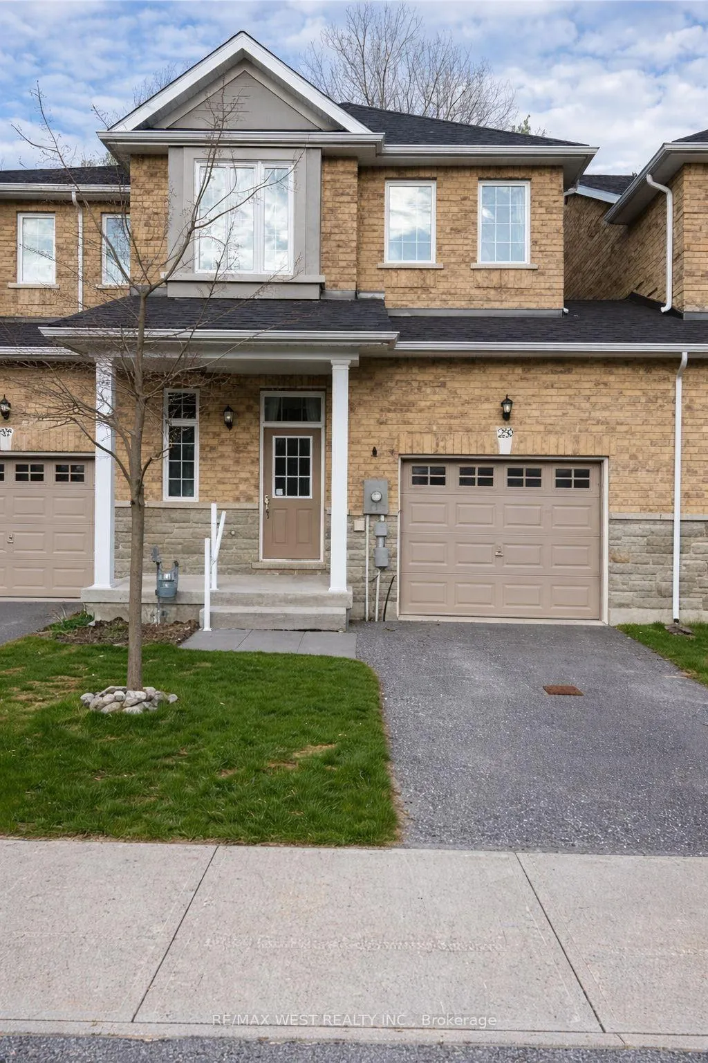 Photo 1 of 29 farwell Avenue, Wasaga Beach — HOMEH
