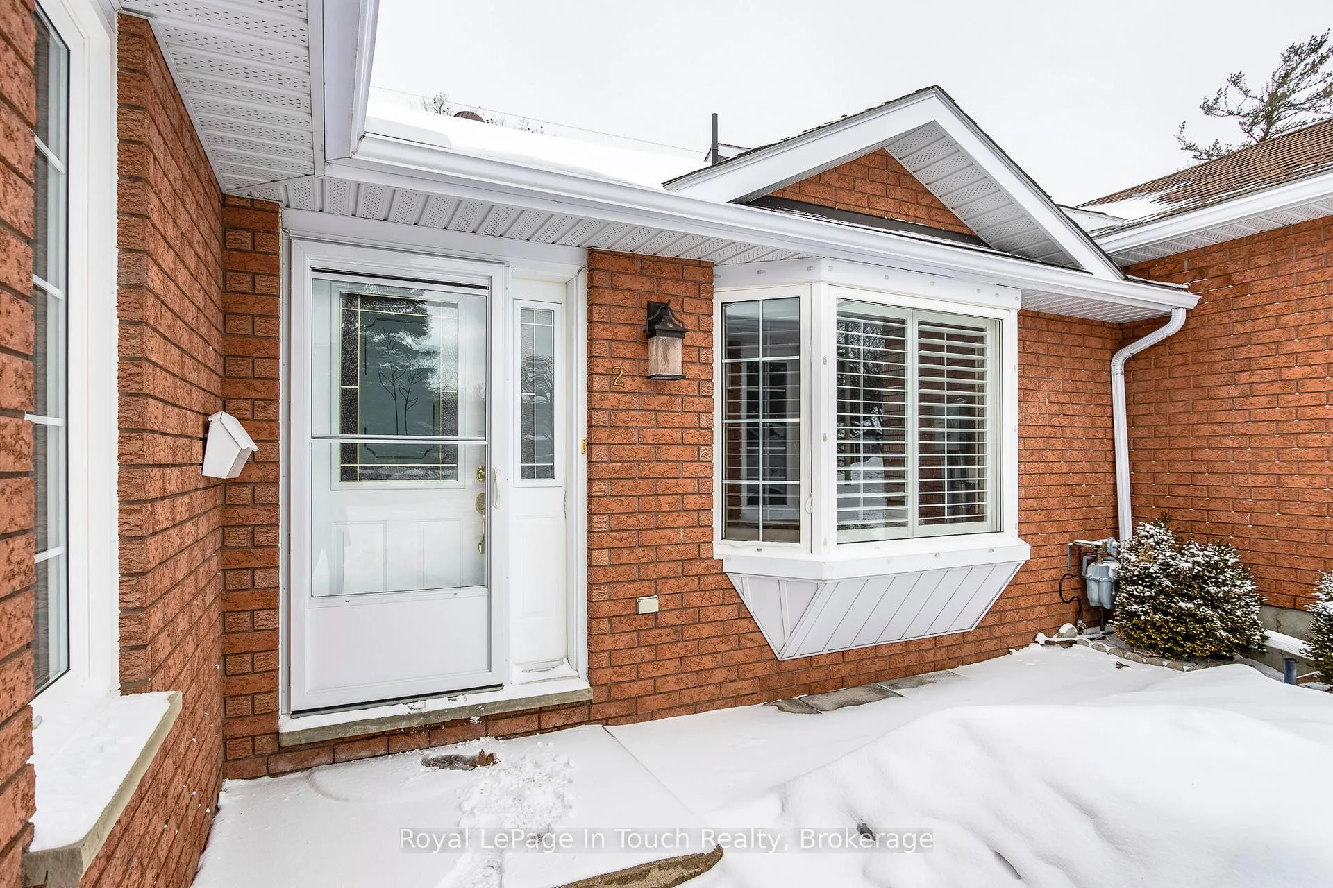 Photo 3 of Unit 2, 90 Burke Street, Penetanguishene — HOMEH