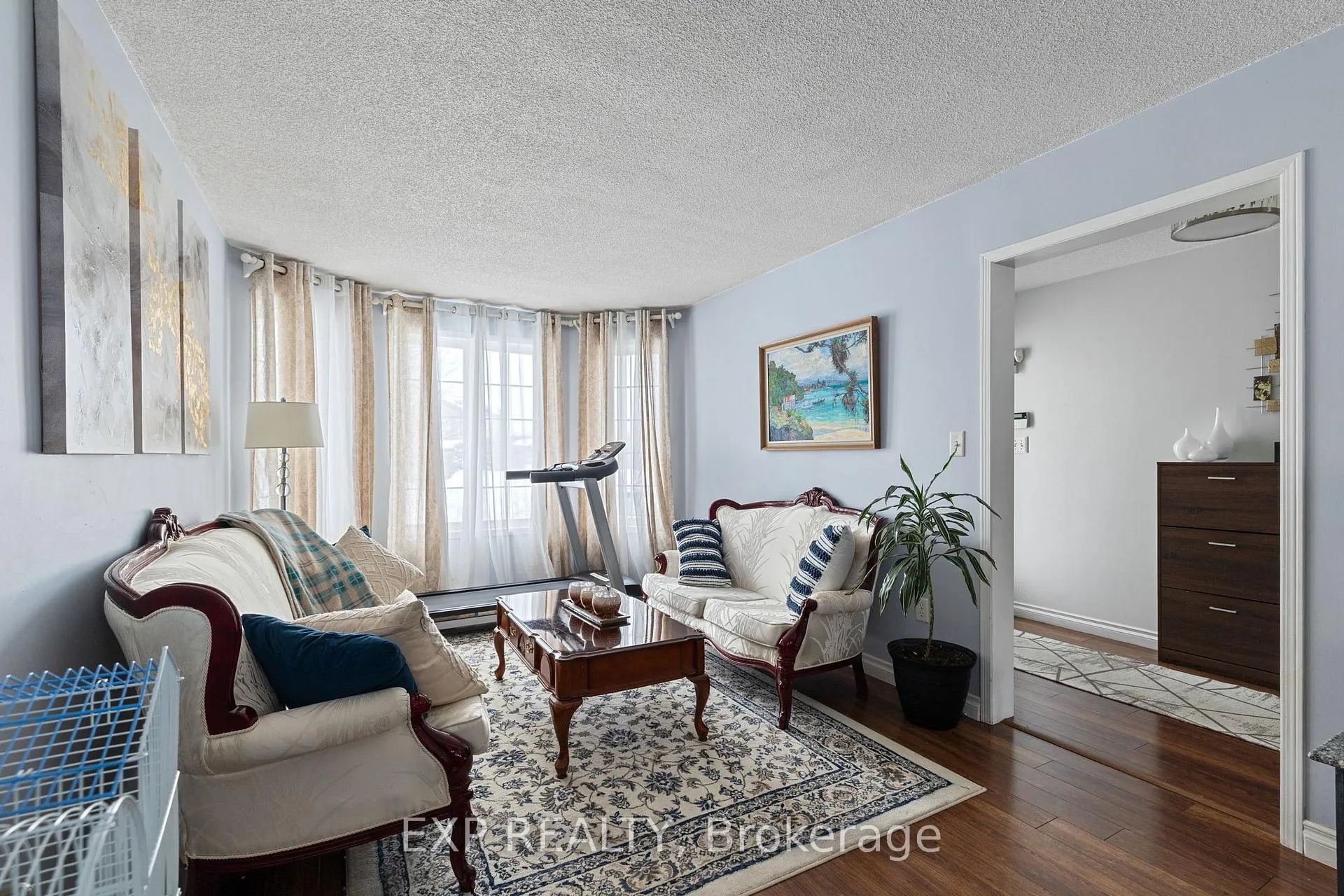 Photo 17 of 5 Sun King Crescent, Barrie, Innis-Shore — HOMEH