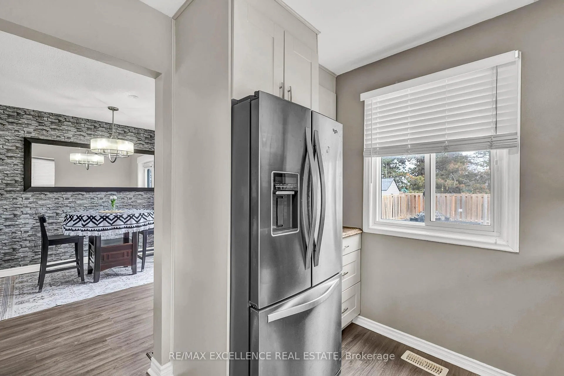 Photo 12 of 231 Rosedale Drive, Whitby, Downtown Whitby — HOMEH